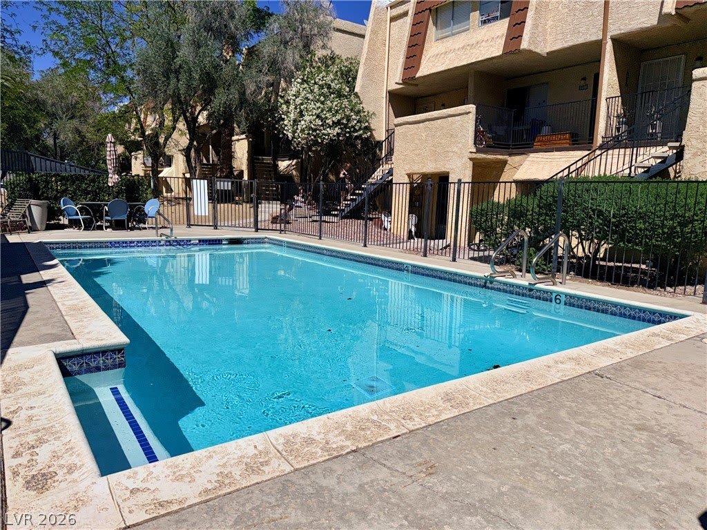 1303 Darlene Way – photo 2