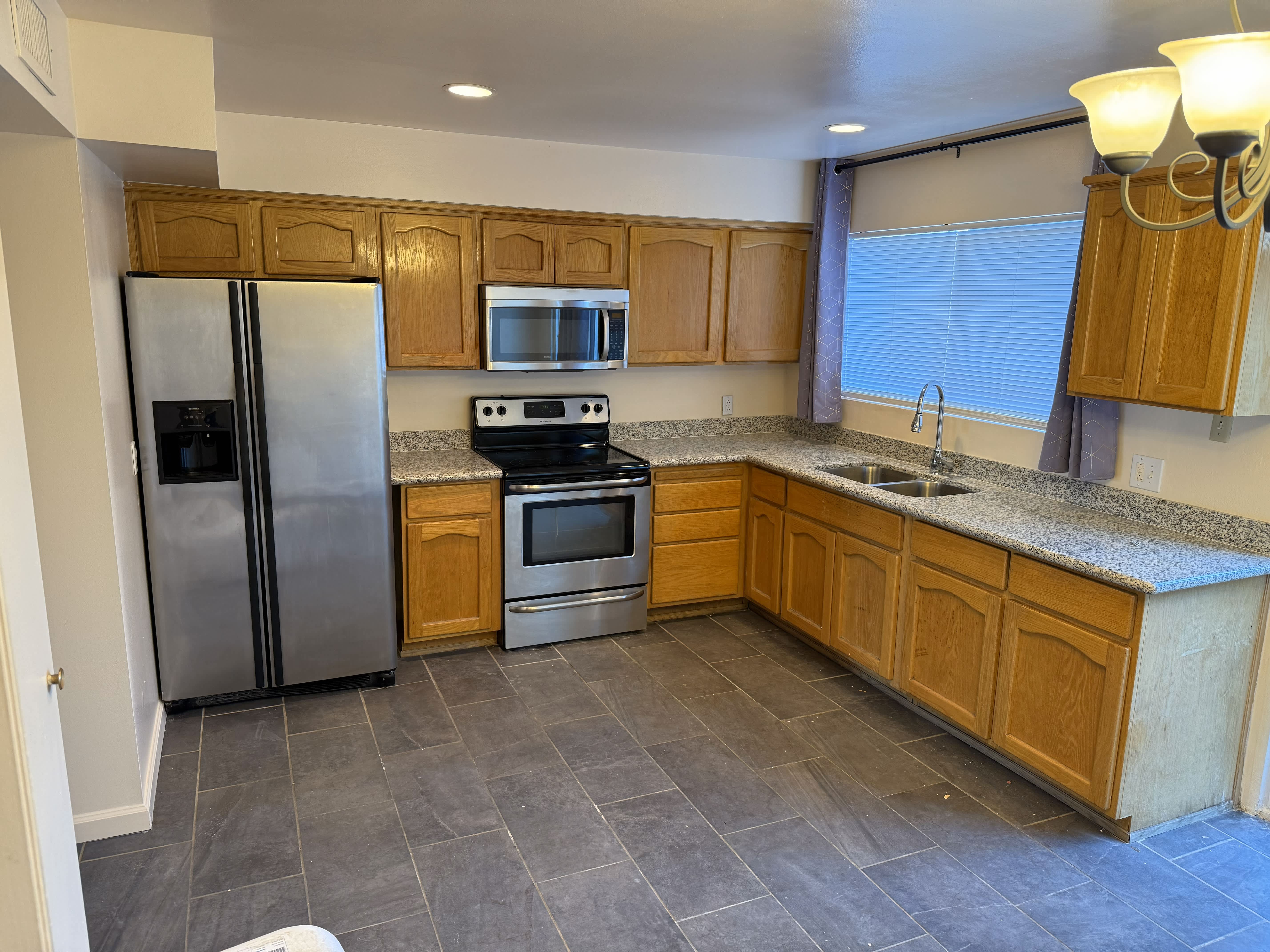 2803 S 1St Ave – photo 1