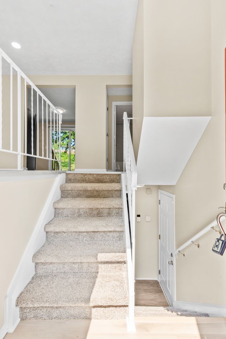 5732 S. 137th Street – photo 4