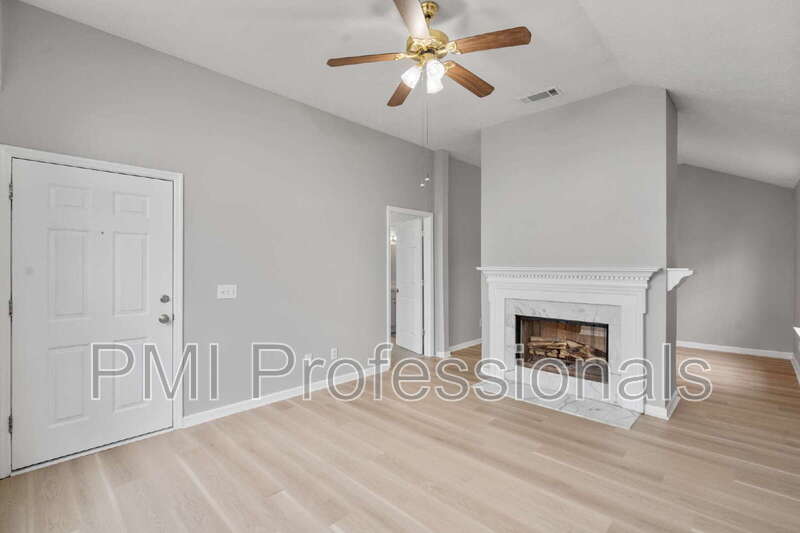 604 Hugh Duffy Cv – photo 3