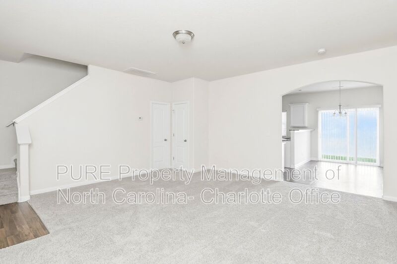 6008 Vista Woods Lane – photo 3