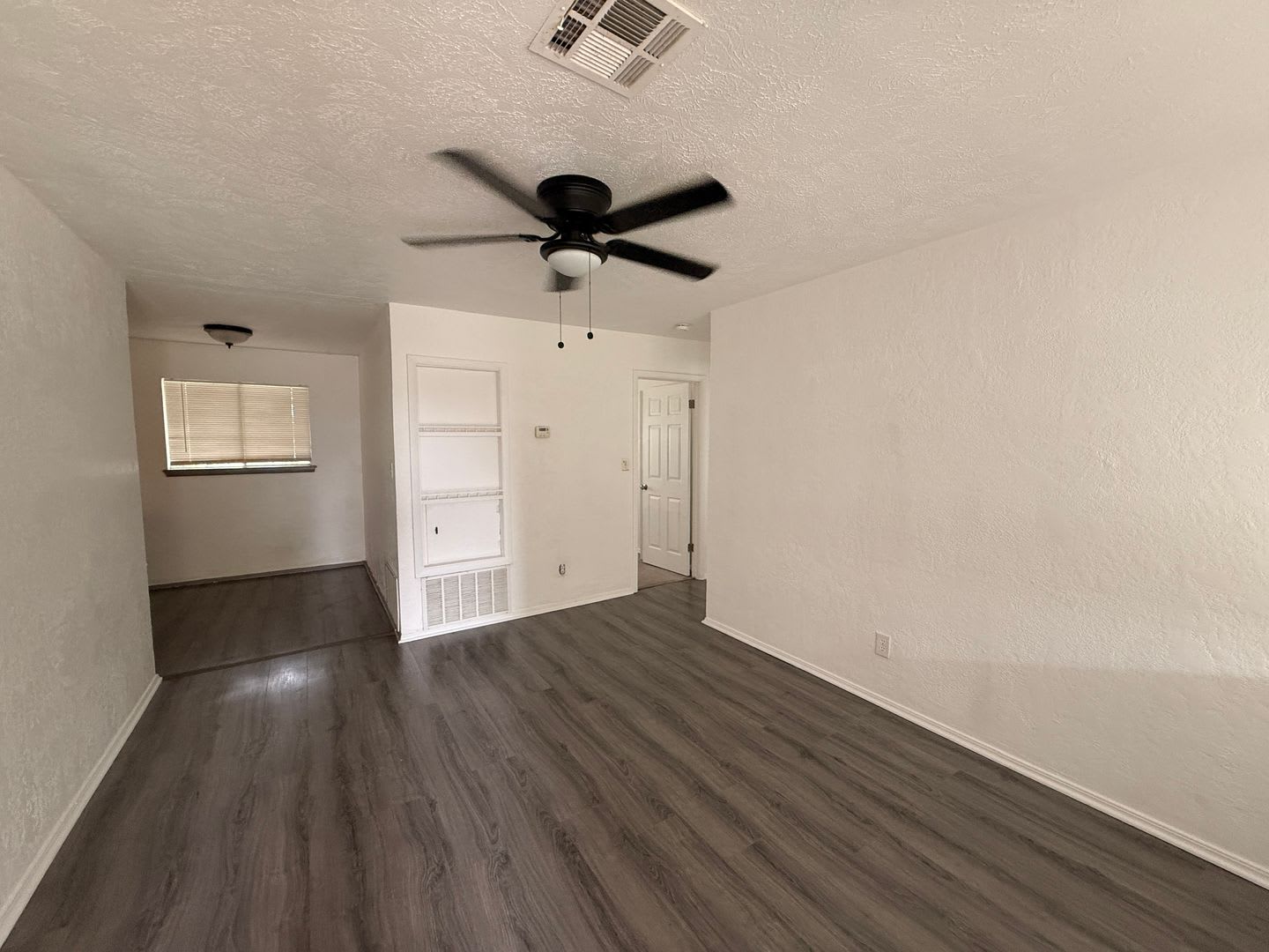 6111 Nw Euclid Ave 1000 – photo 2