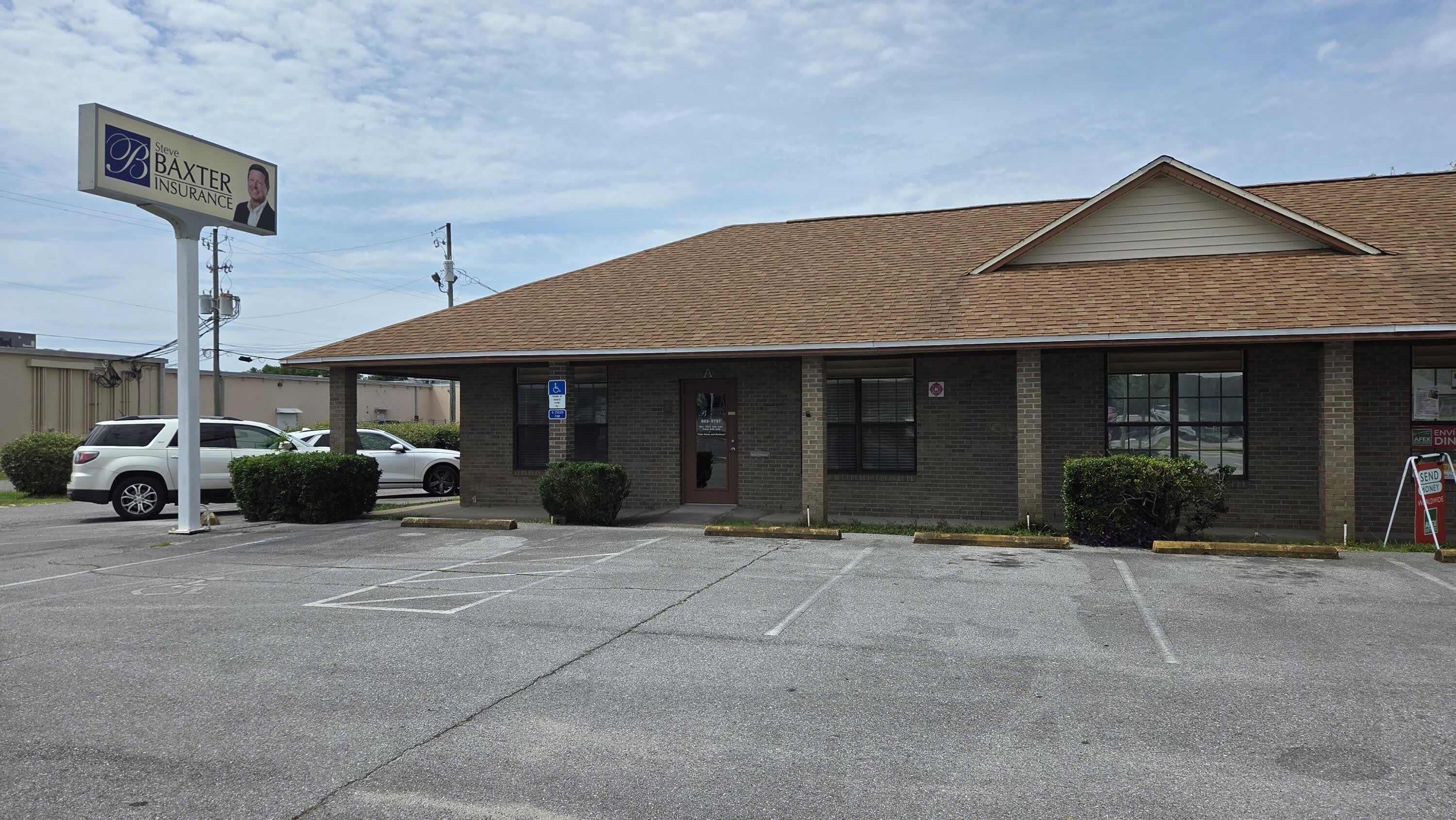 327 NE Racetrack Road – photo 3