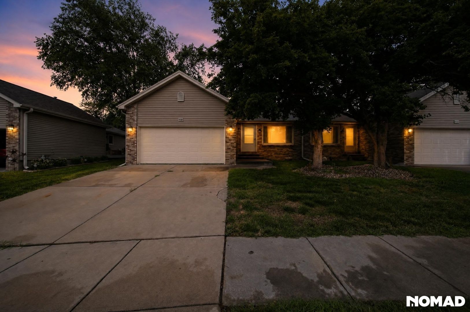 Charming 3Br Townhome In Lincoln – photo 2
