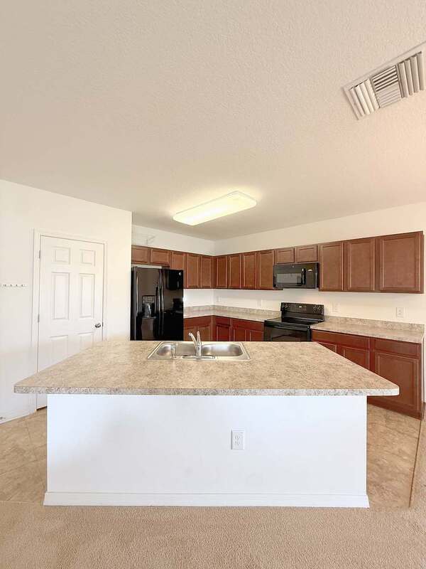 18715 Alfaro Loop – photo 5
