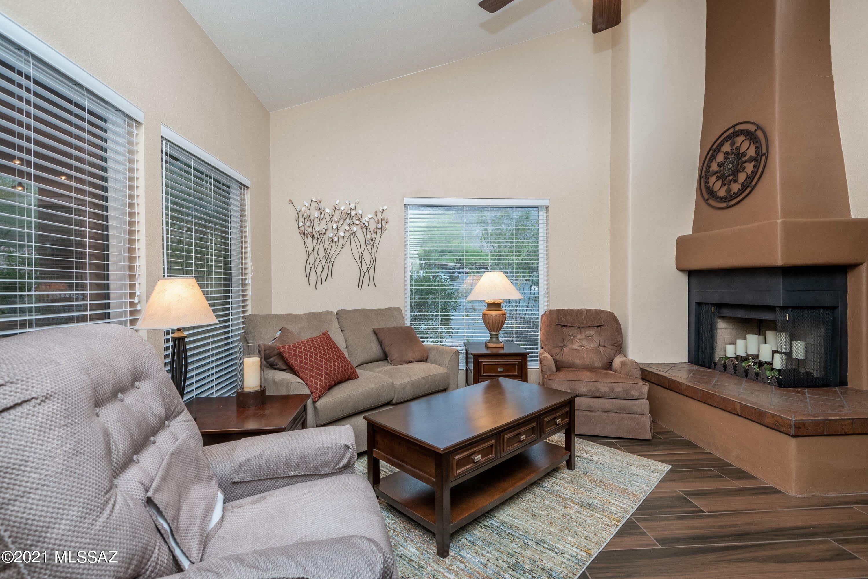 7601 N Calle Sin Envidia – photo 4