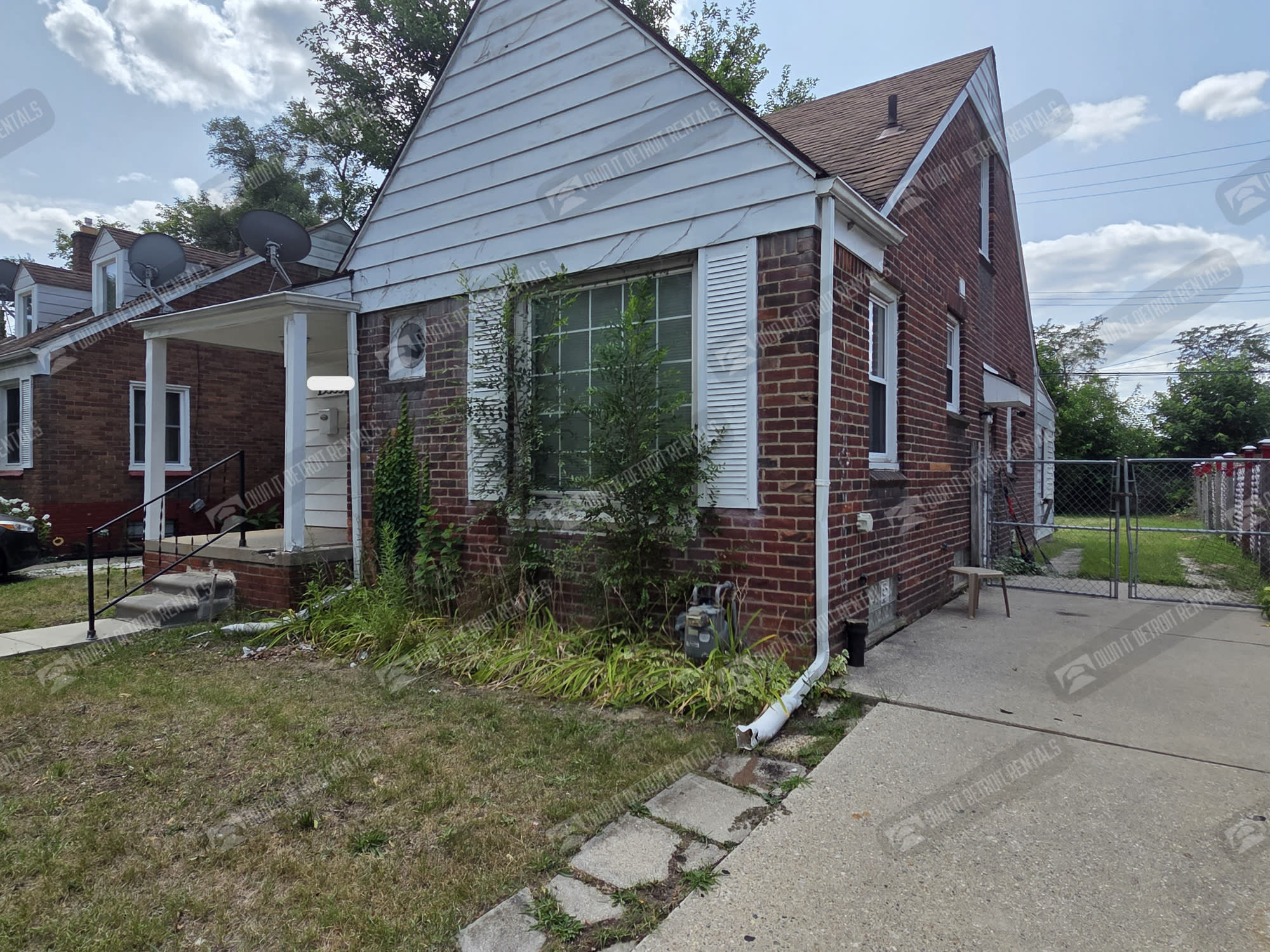 19335 Plainview Ave – photo 2