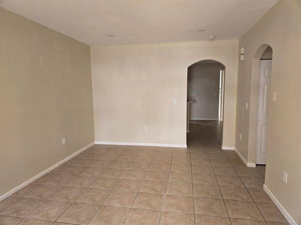 8433 SW 25th Court – photo 2