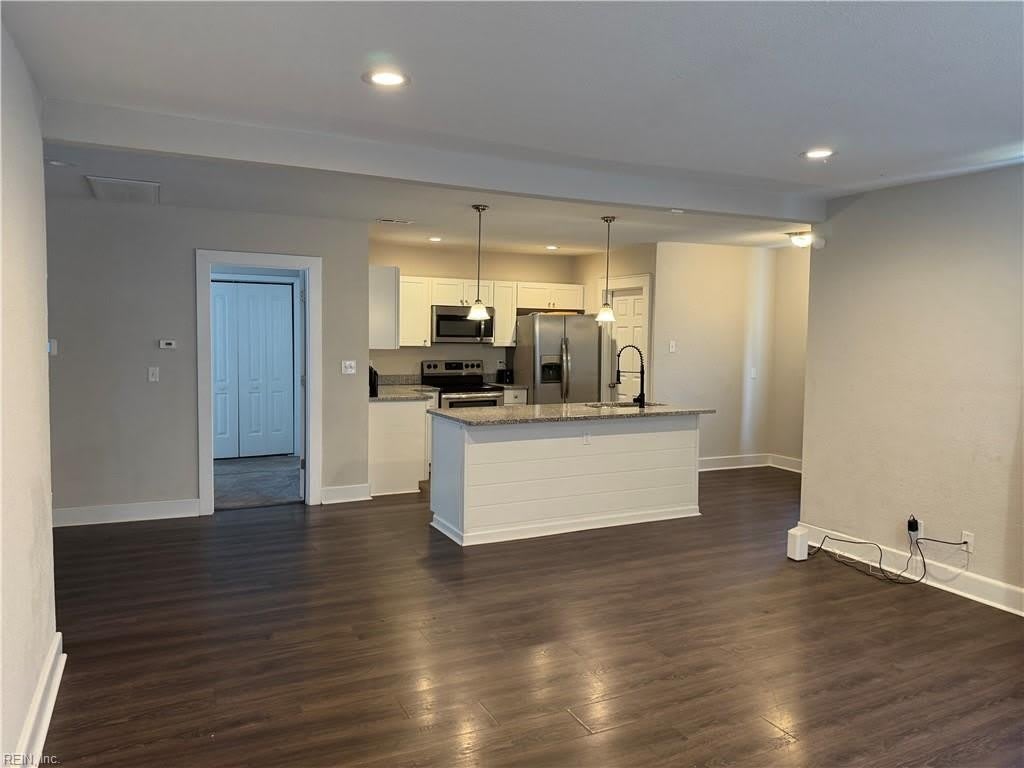 1700 Lansing Avenue – photo 4