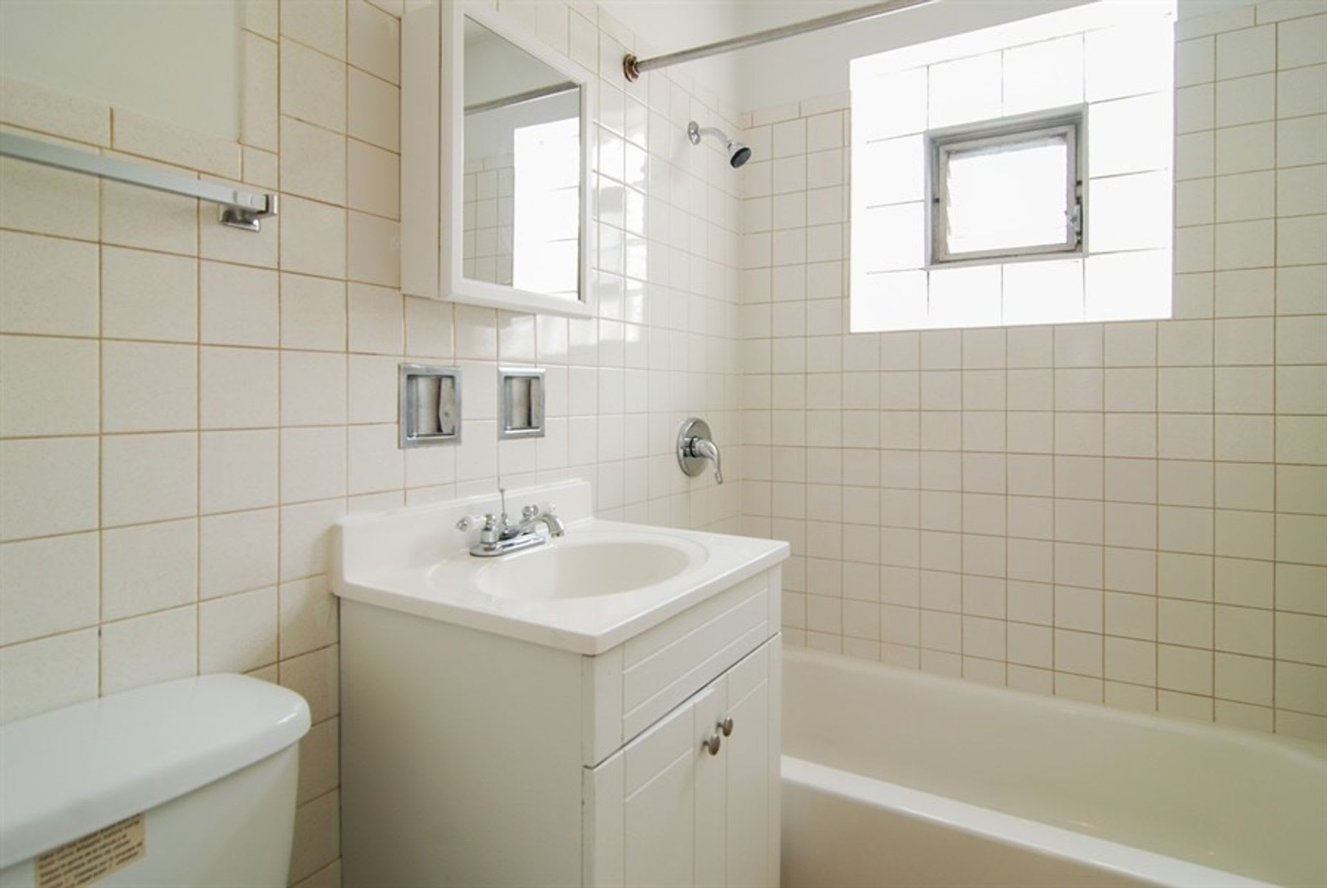 817 S 19th Ave – photo 3