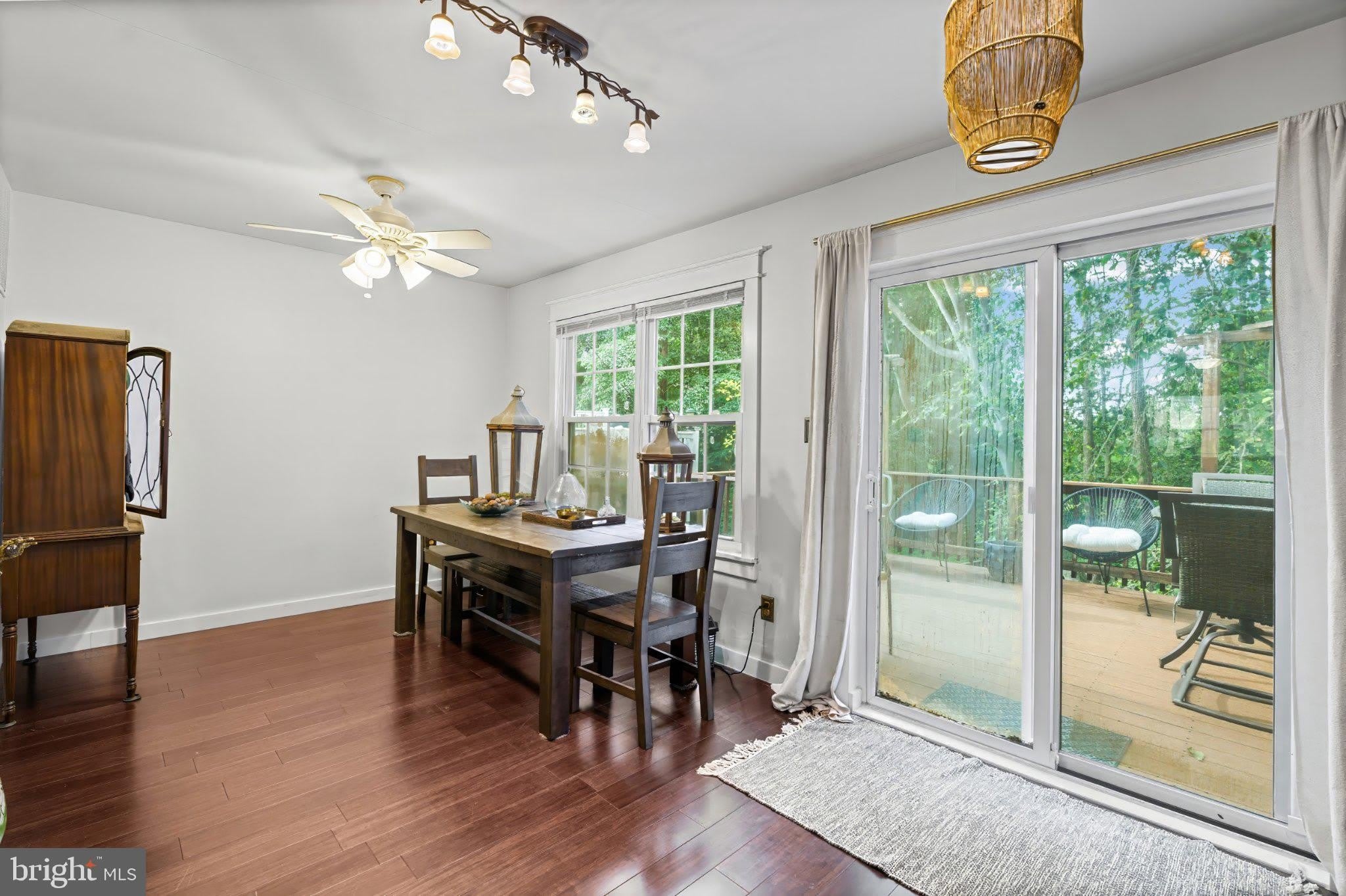 1905 MILLINGTON Square – photo 5