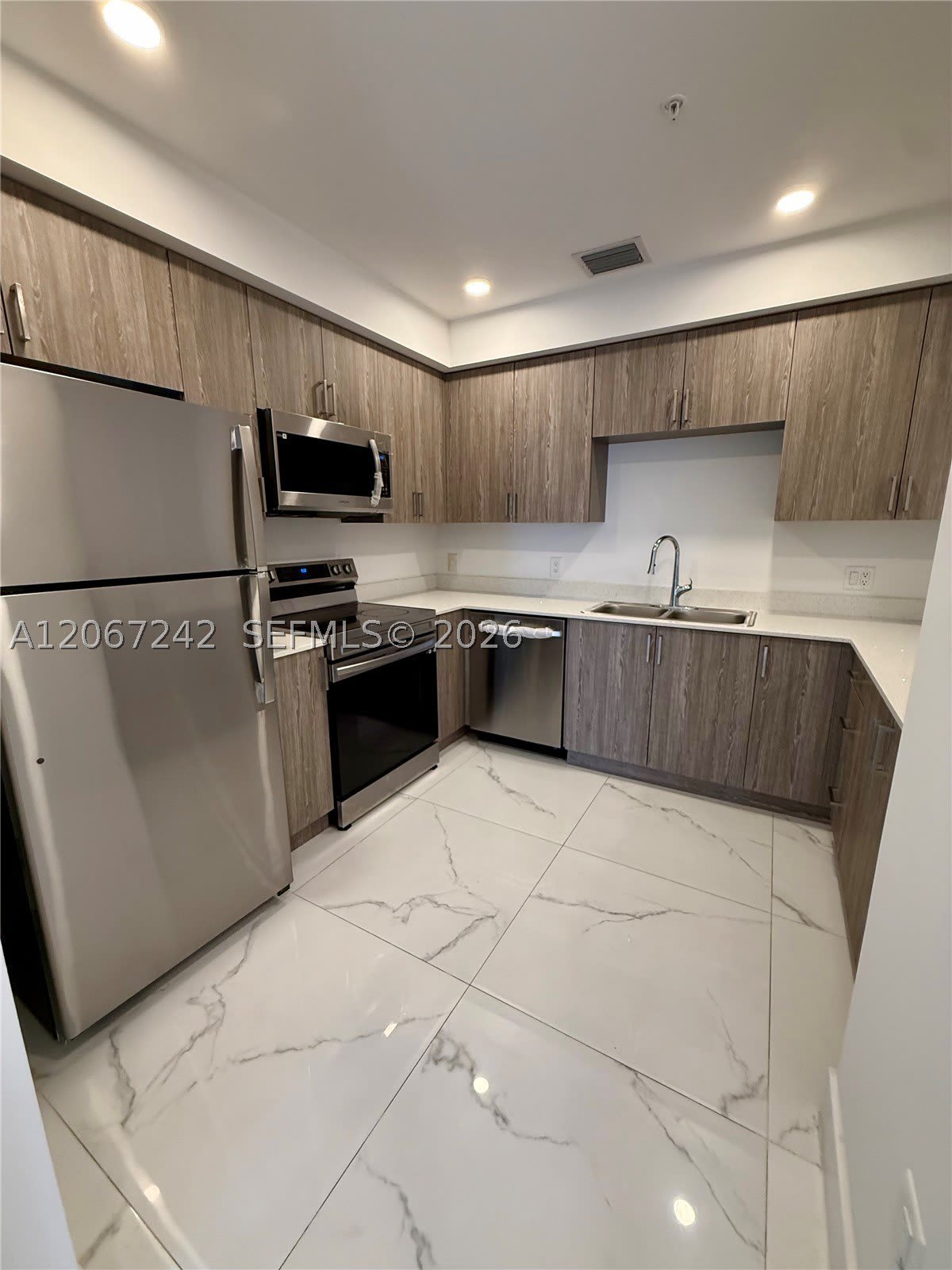 11150 NW 82nd St – photo 3