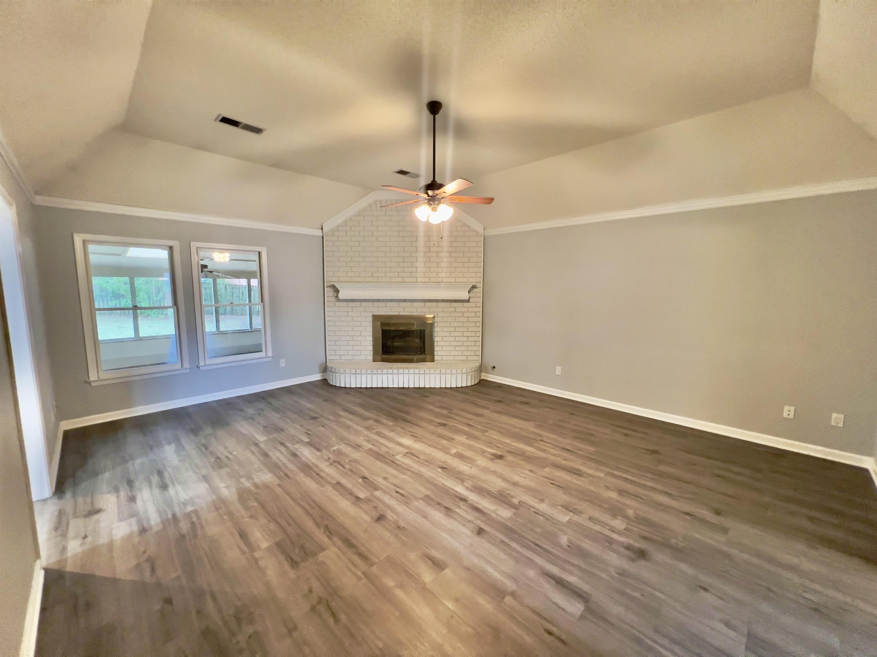 545 WILKES Cv – photo 5