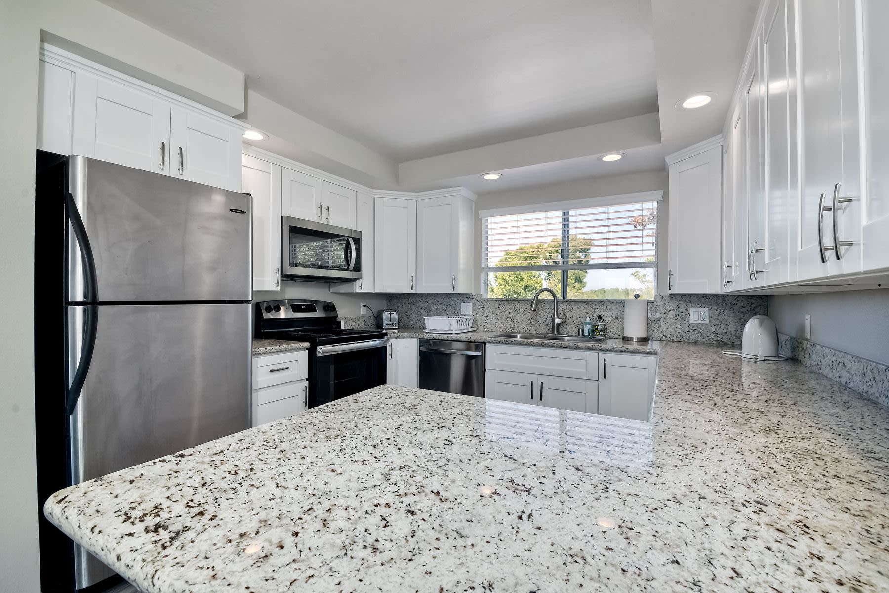 6677 Paseo Del Norte – photo 2