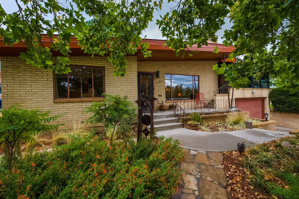 305 Aliso DR SE – photo 2