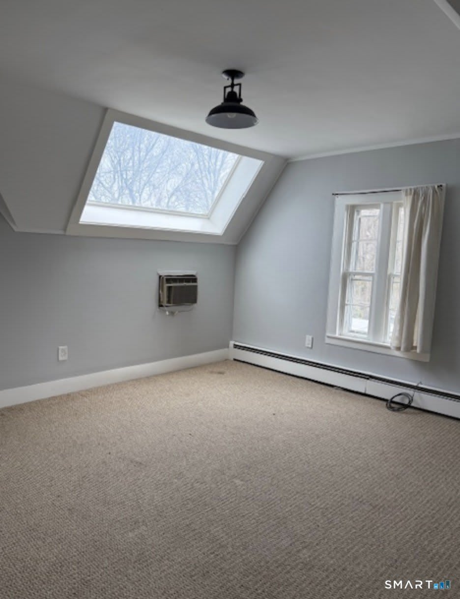 21 Broadway Avenue – photo 5