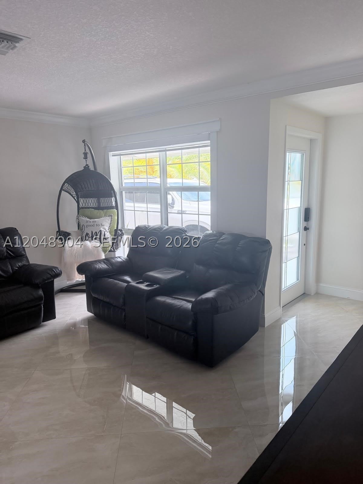 9211 NW 32nd Pl – photo 2