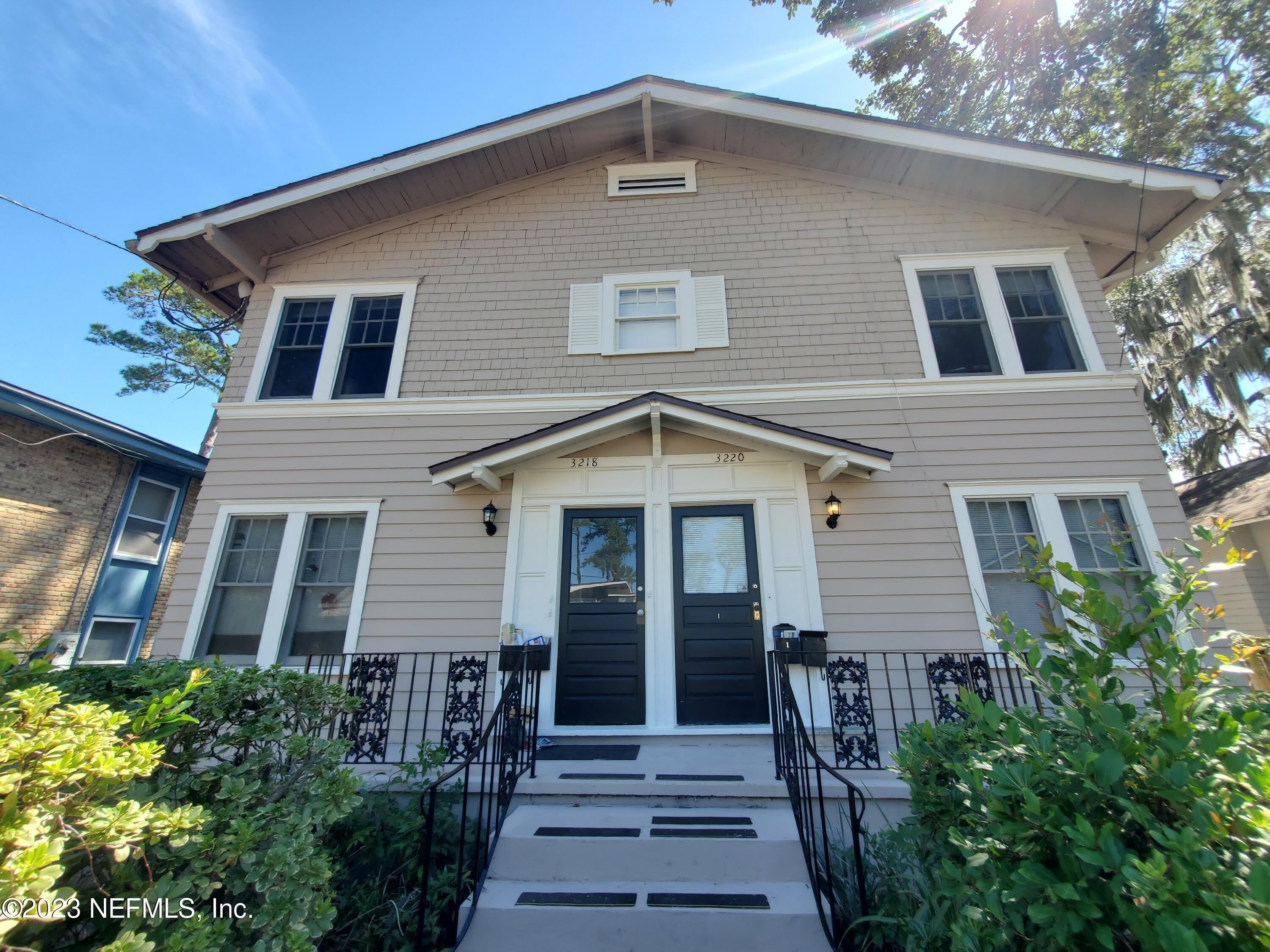 3220 HERSCHEL Street – photo 1