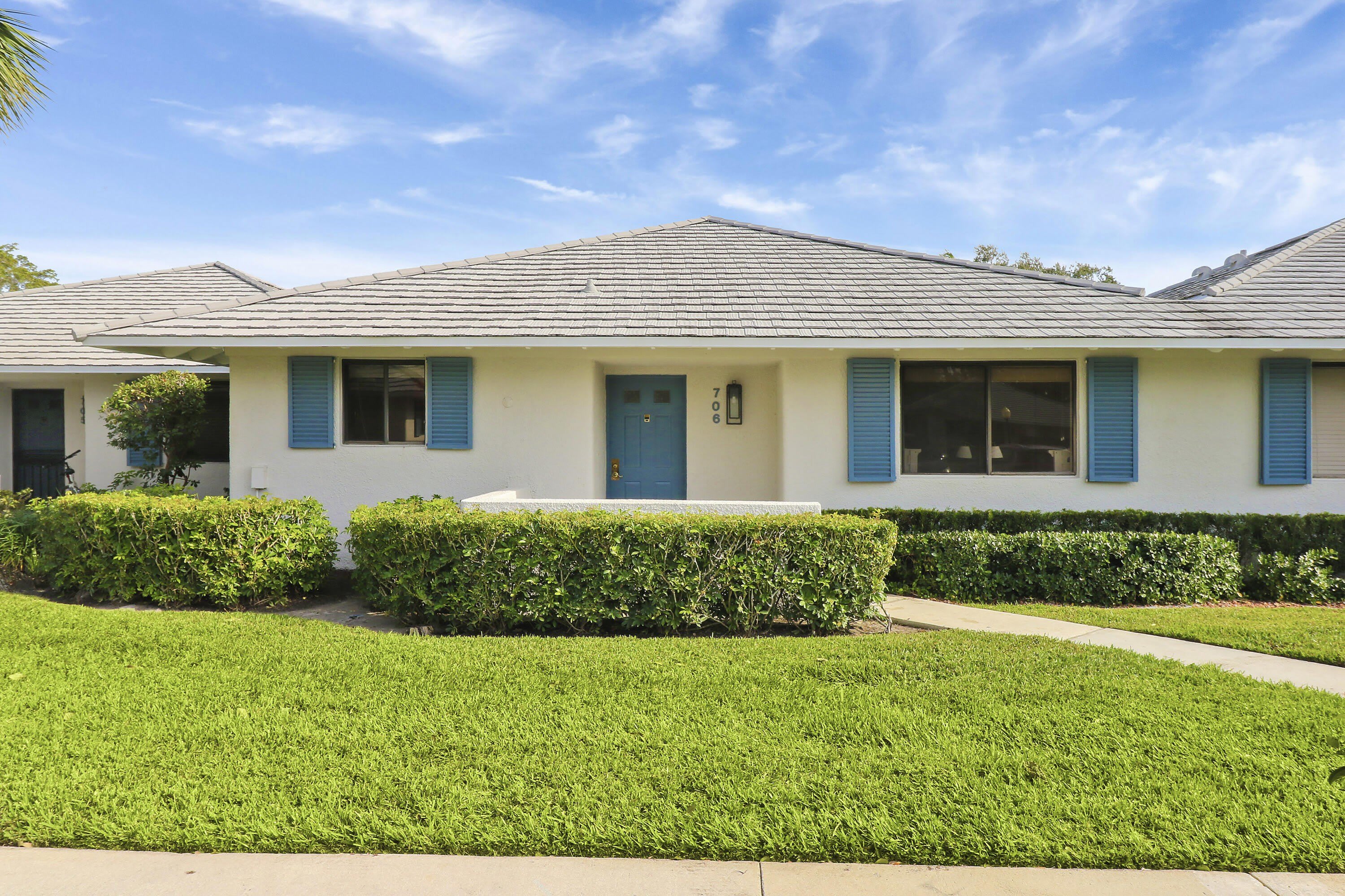 706 Club Drive – photo 1