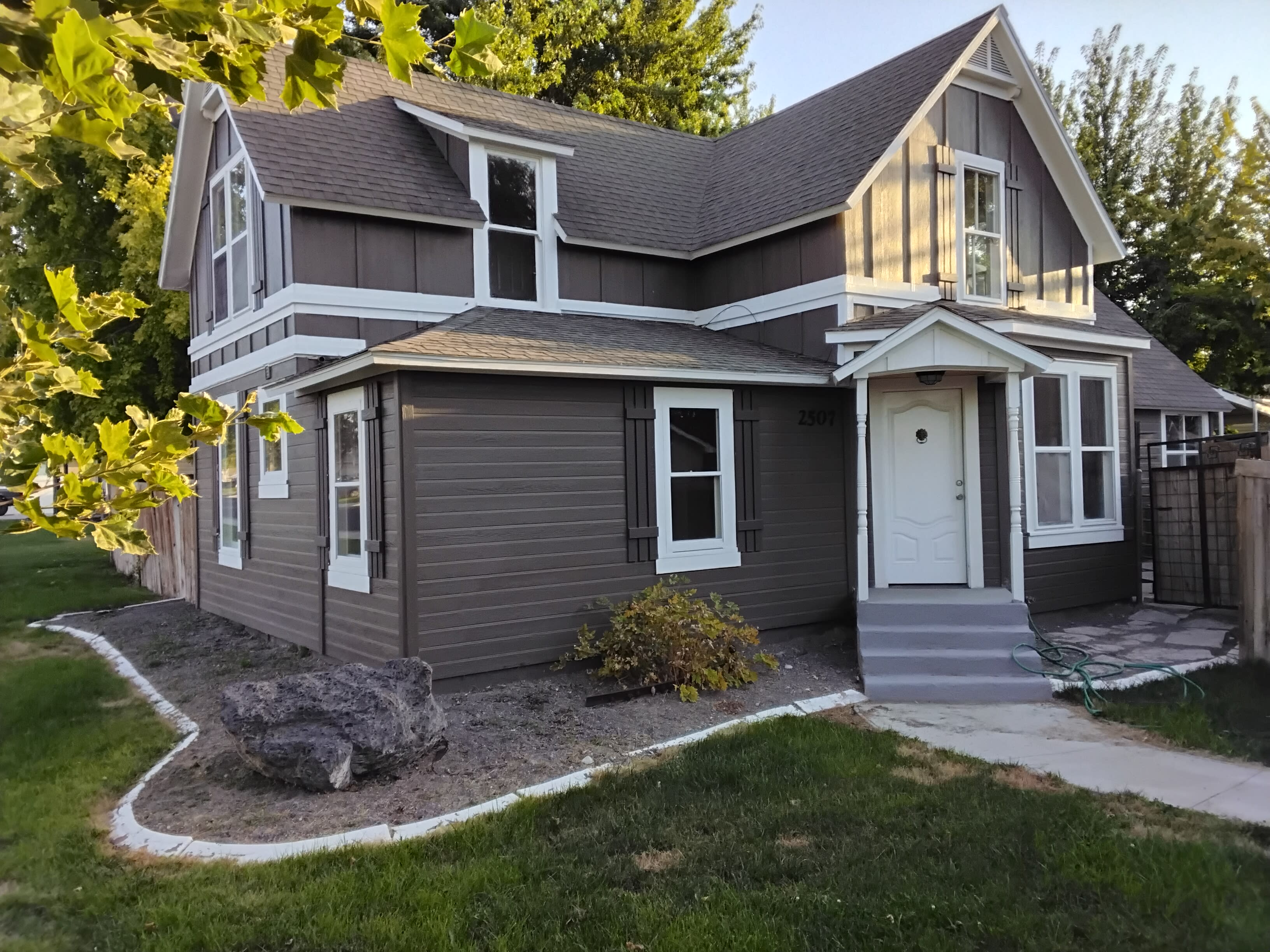 2507 South Canyon Street – photo 2