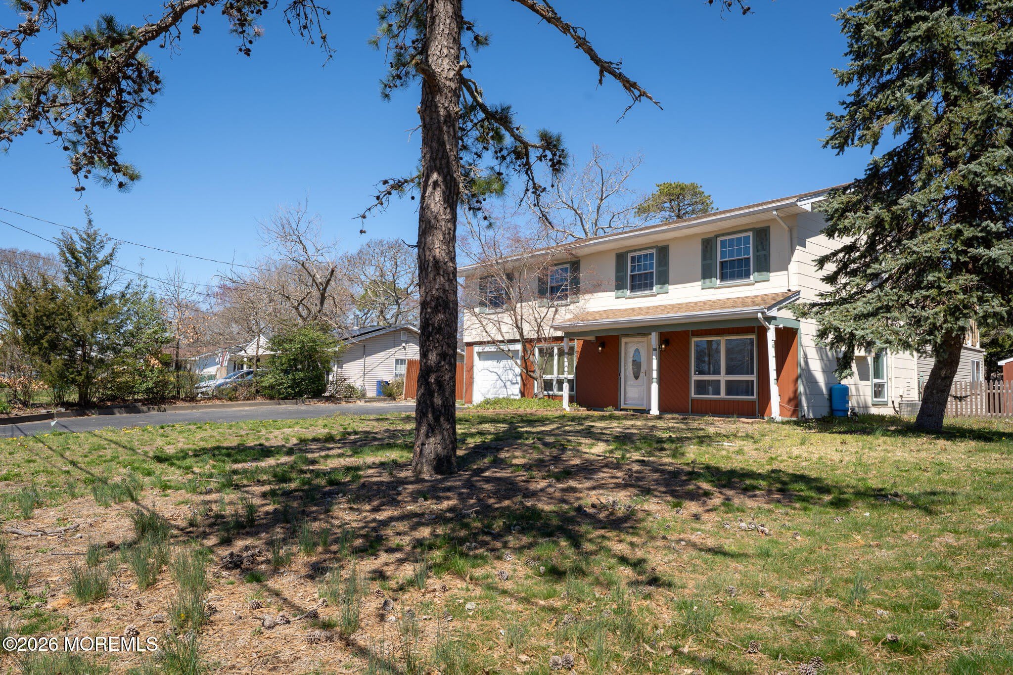 406 Lawrence Drive – photo 2