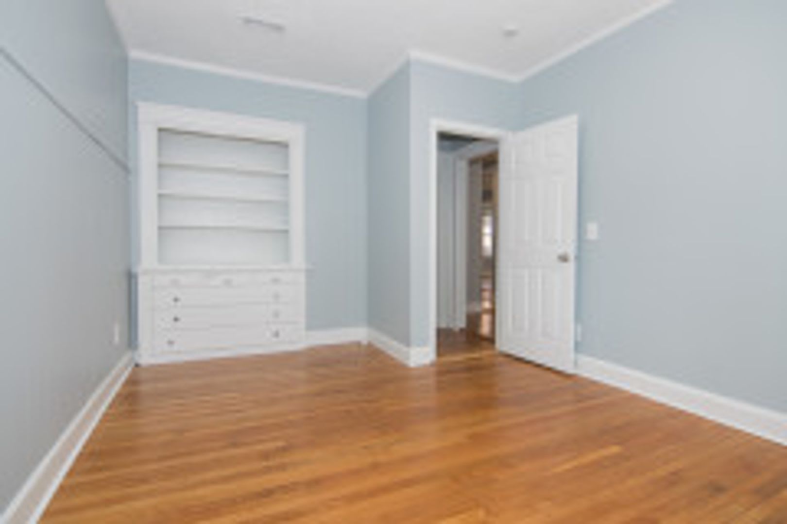 Allston 4 bed 1.5 bath apartment – photo 5