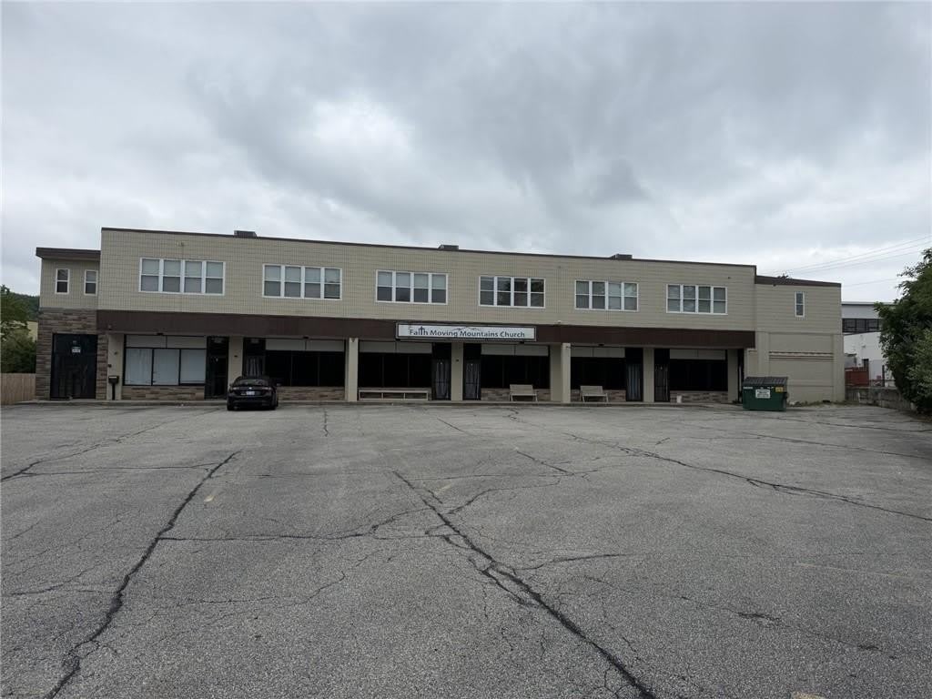 1408 Atwood Avenue – photo 1