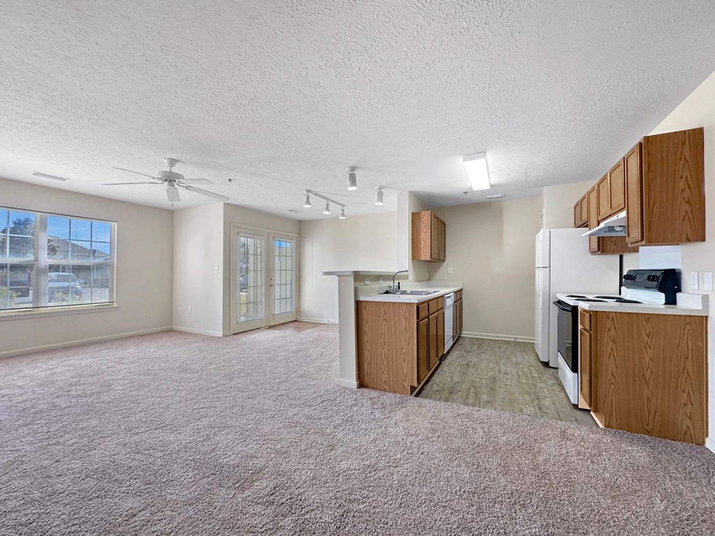 2 Bedroom Apartment Available Now Lifestyle Balance Style – photo 4