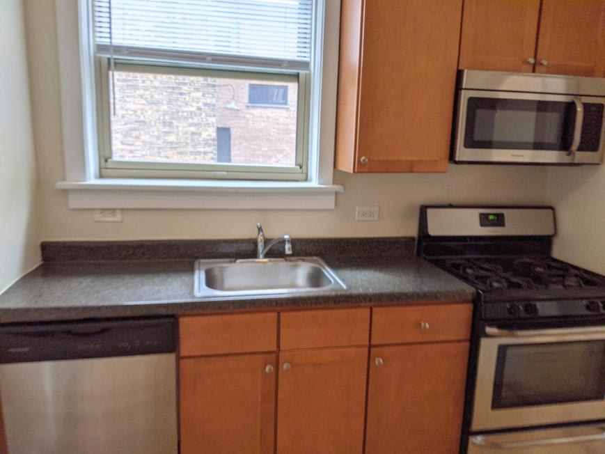 914 Crain St. – photo 1