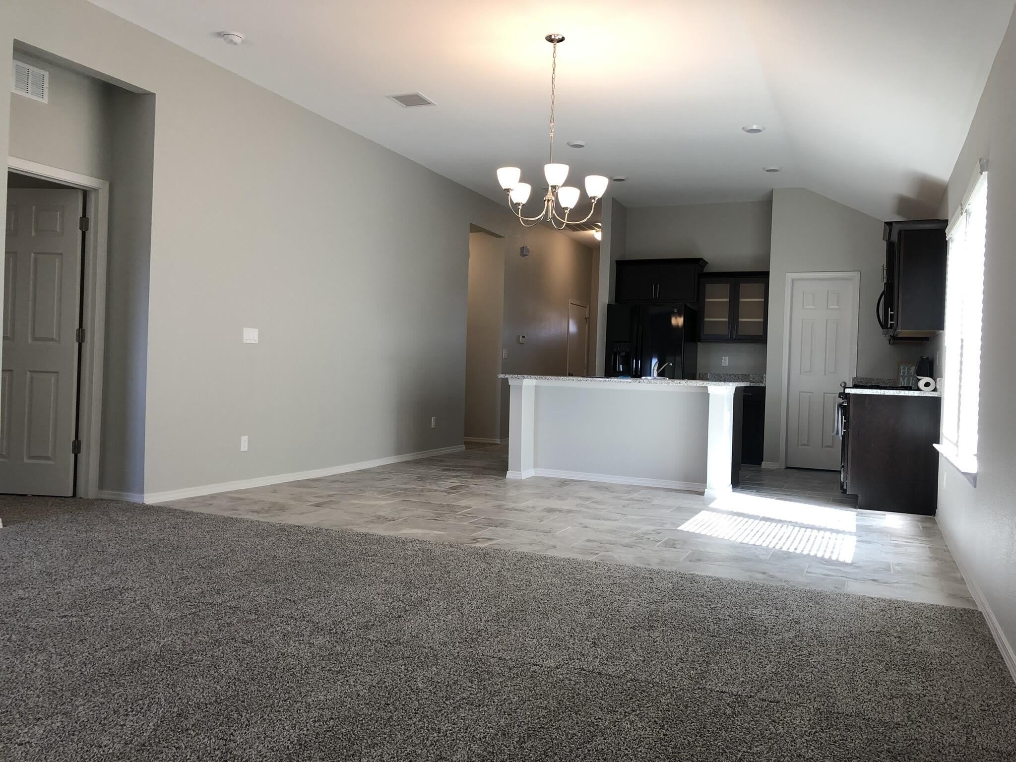 825 Whitebrush Drive – photo 2