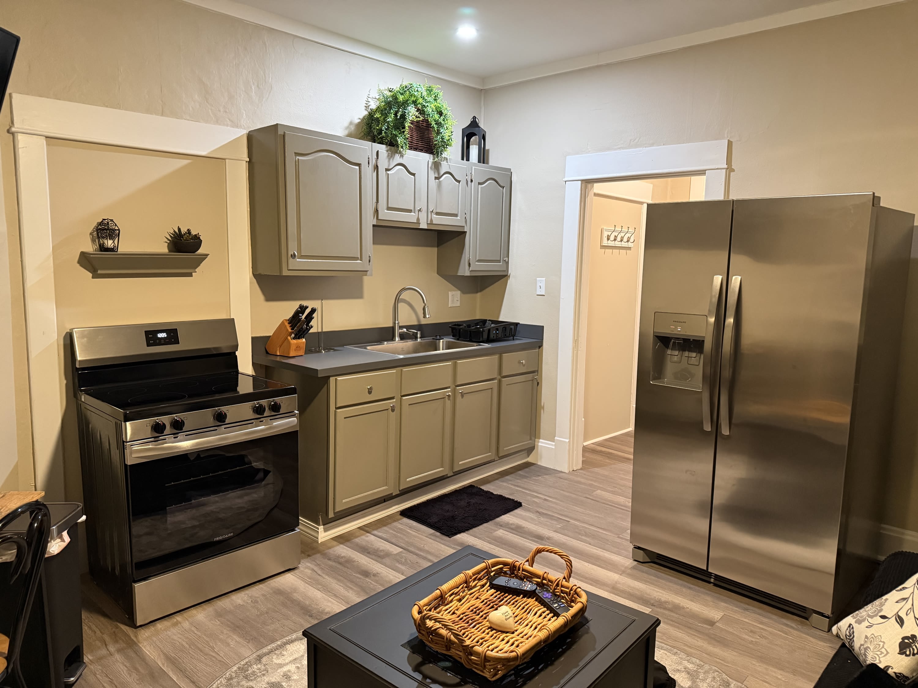 609 South Main Street – photo 3