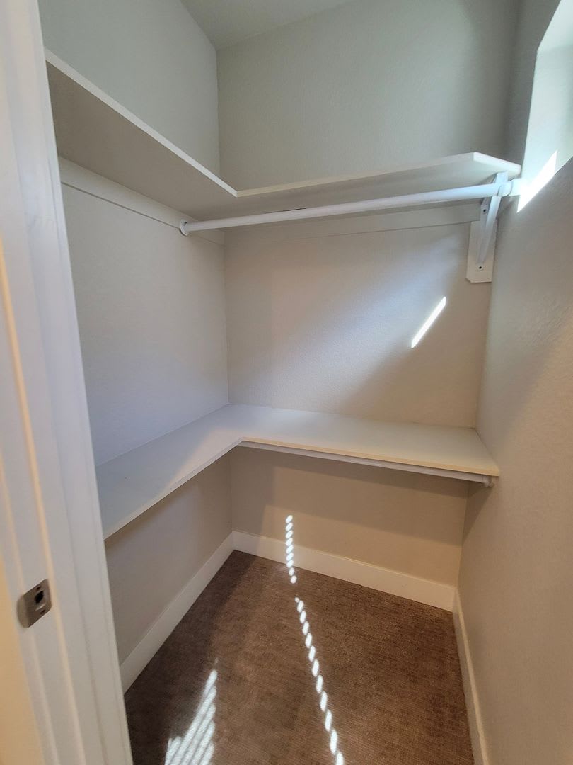 Gorgeous townhome – photo 2