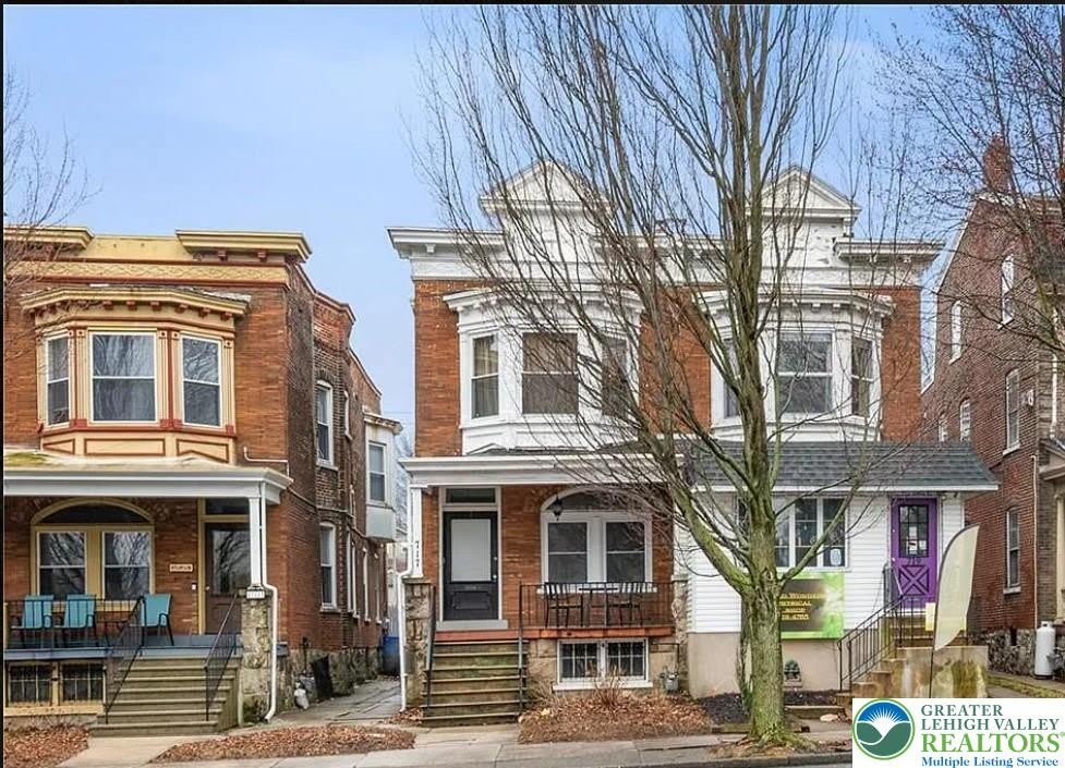 717 W Broad Street – photo 1