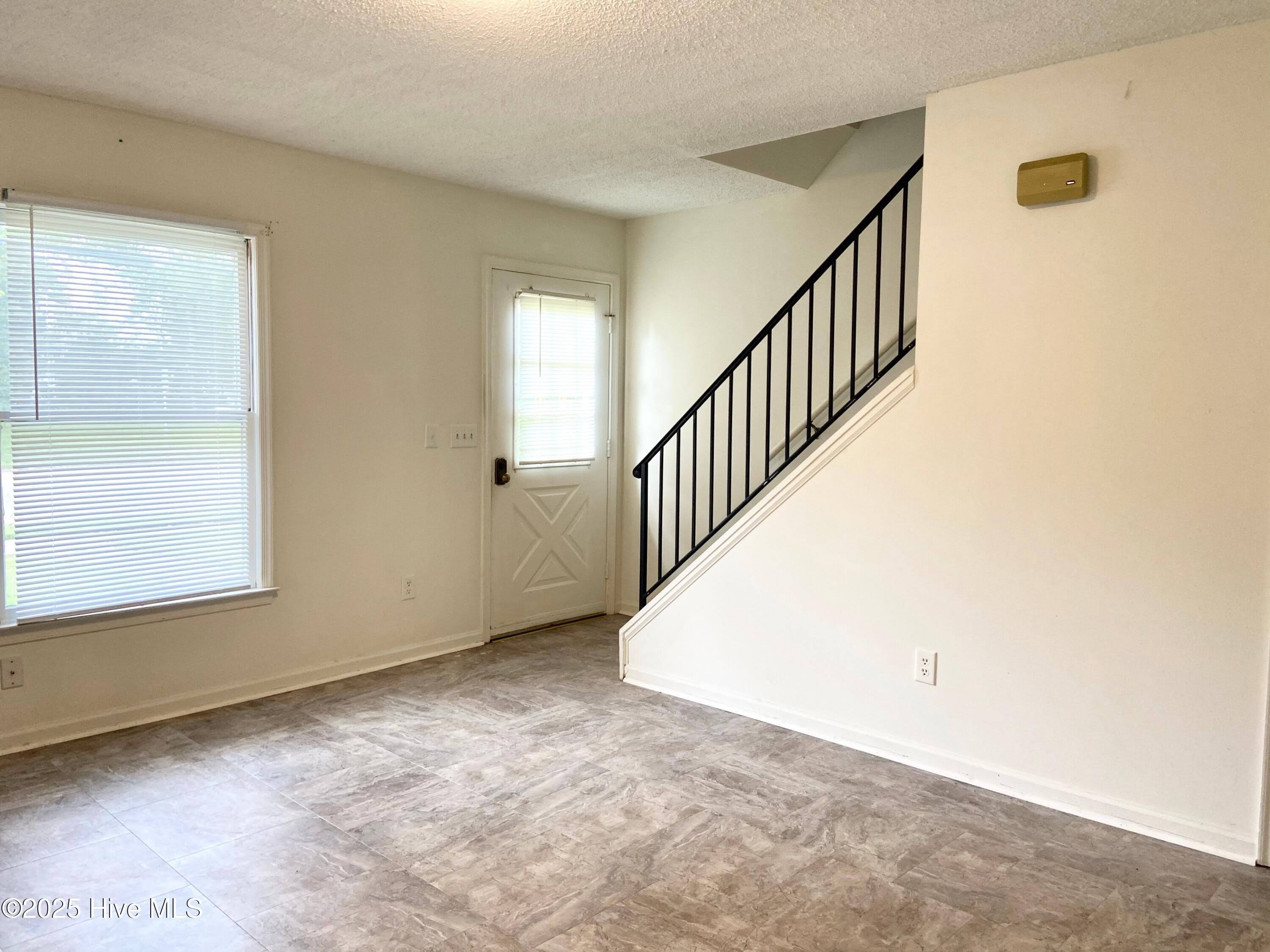 606 W Church Street – photo 3