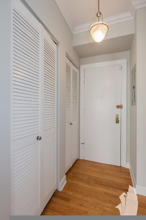 634 West Roscoe St. – photo 2