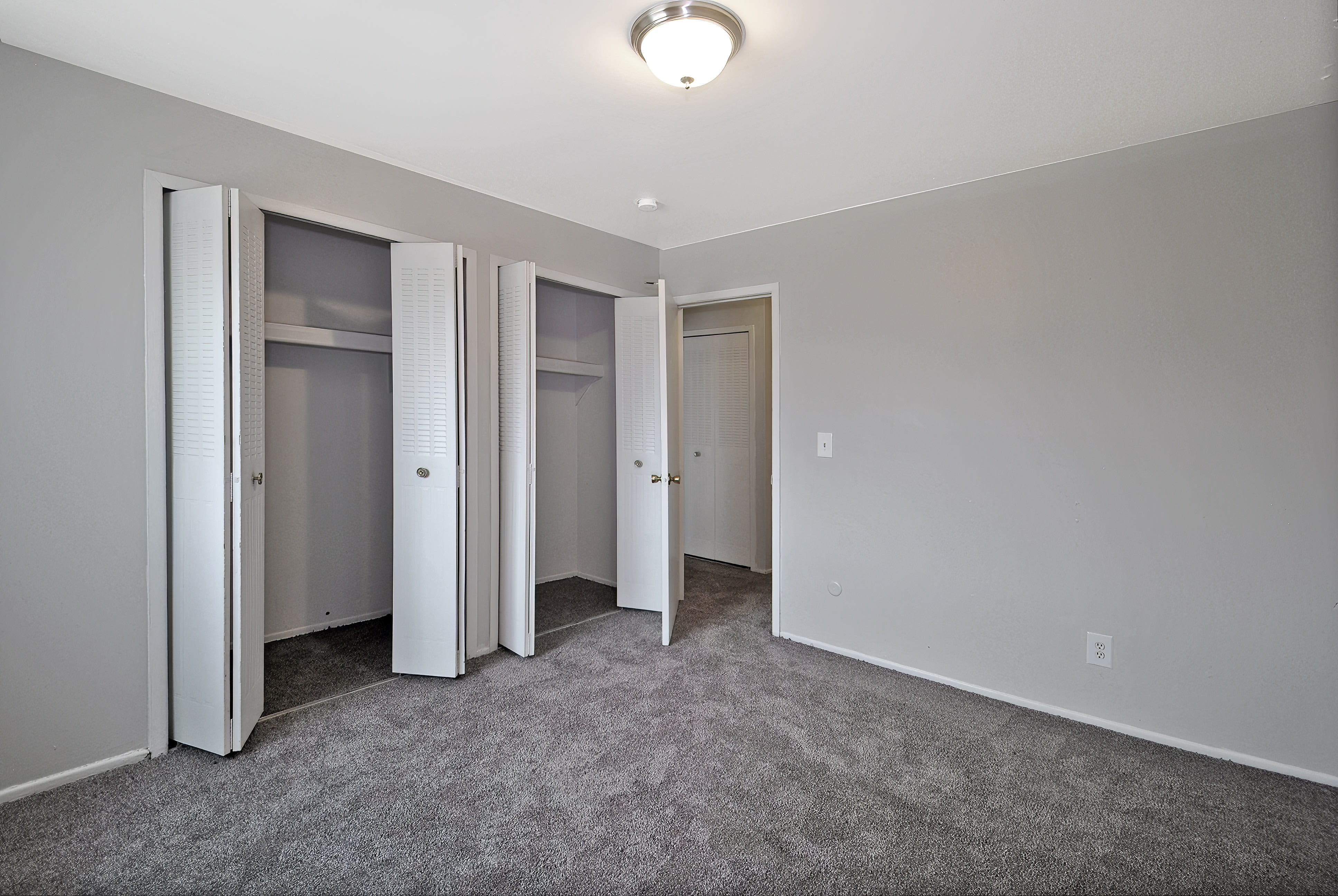 Warren Woods Apartments – photo 5