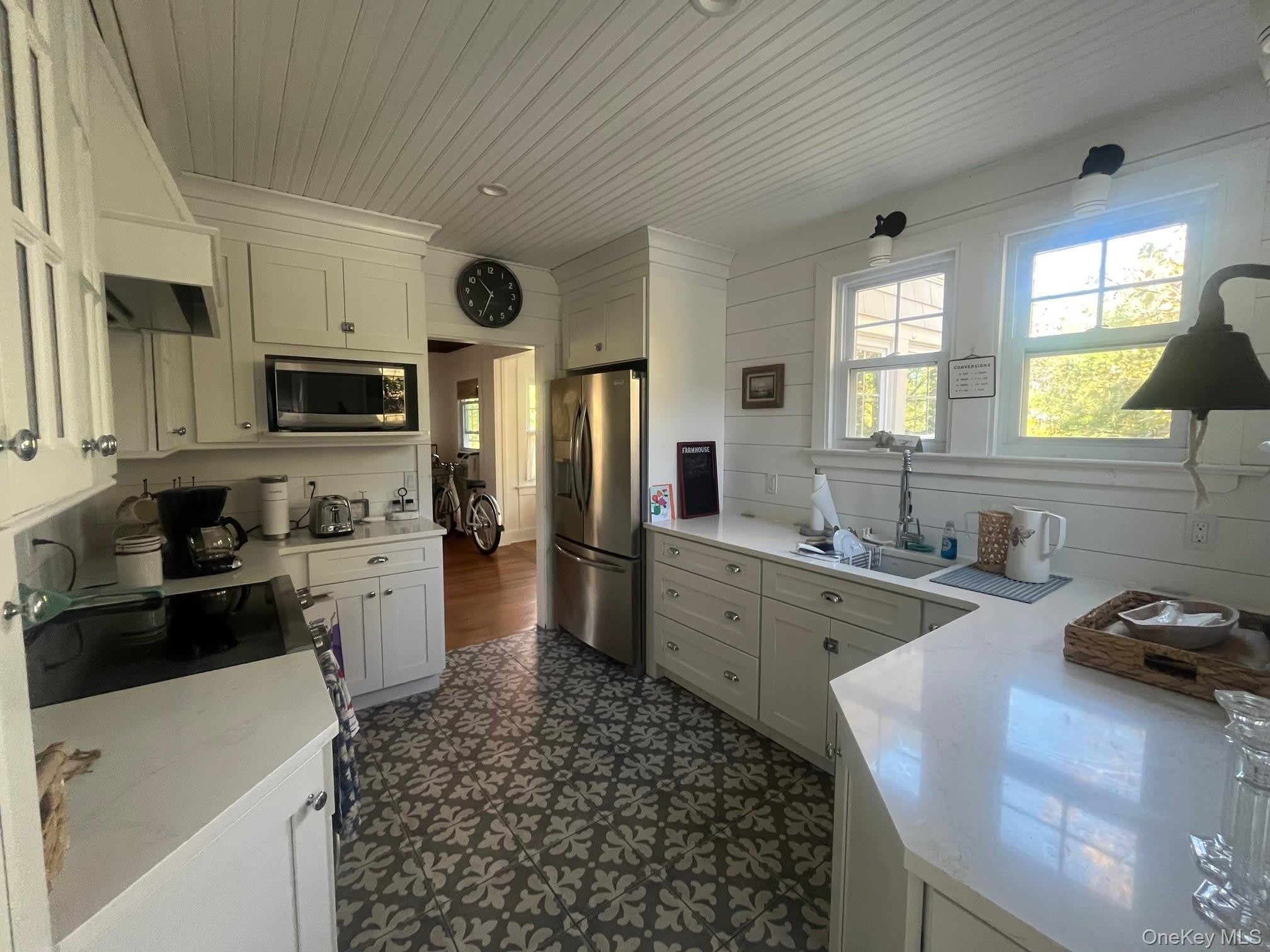 22 Crescent Avenue – photo 5