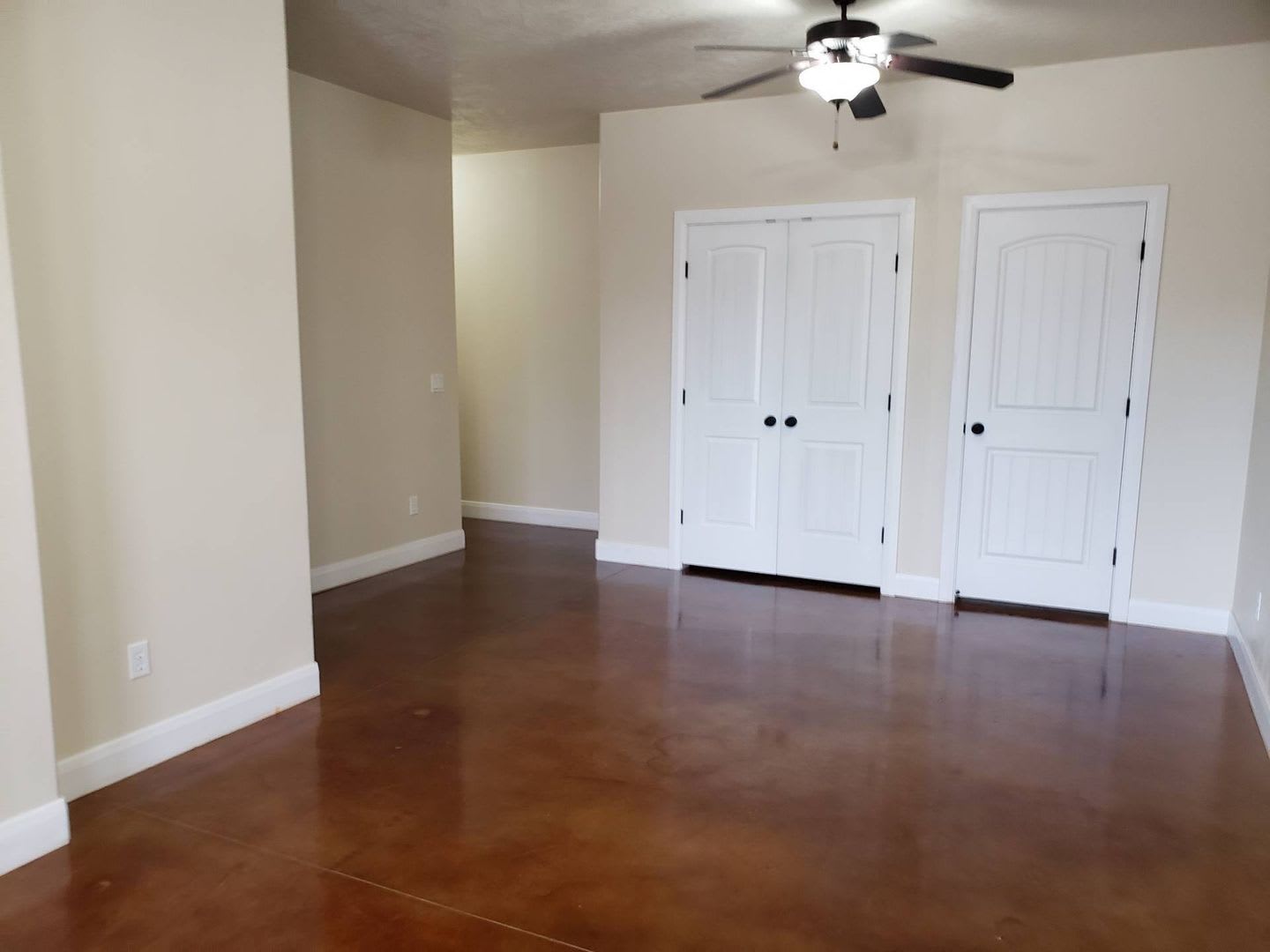Large 3 Bedroom Home-MOVE IN SPECIAL! $300 OFF FIRST FULL MONTH RENT! – photo 5