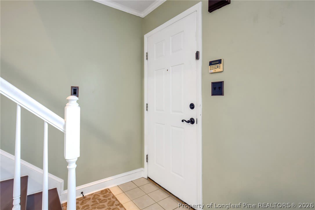 425 Cityview Lane – photo 4