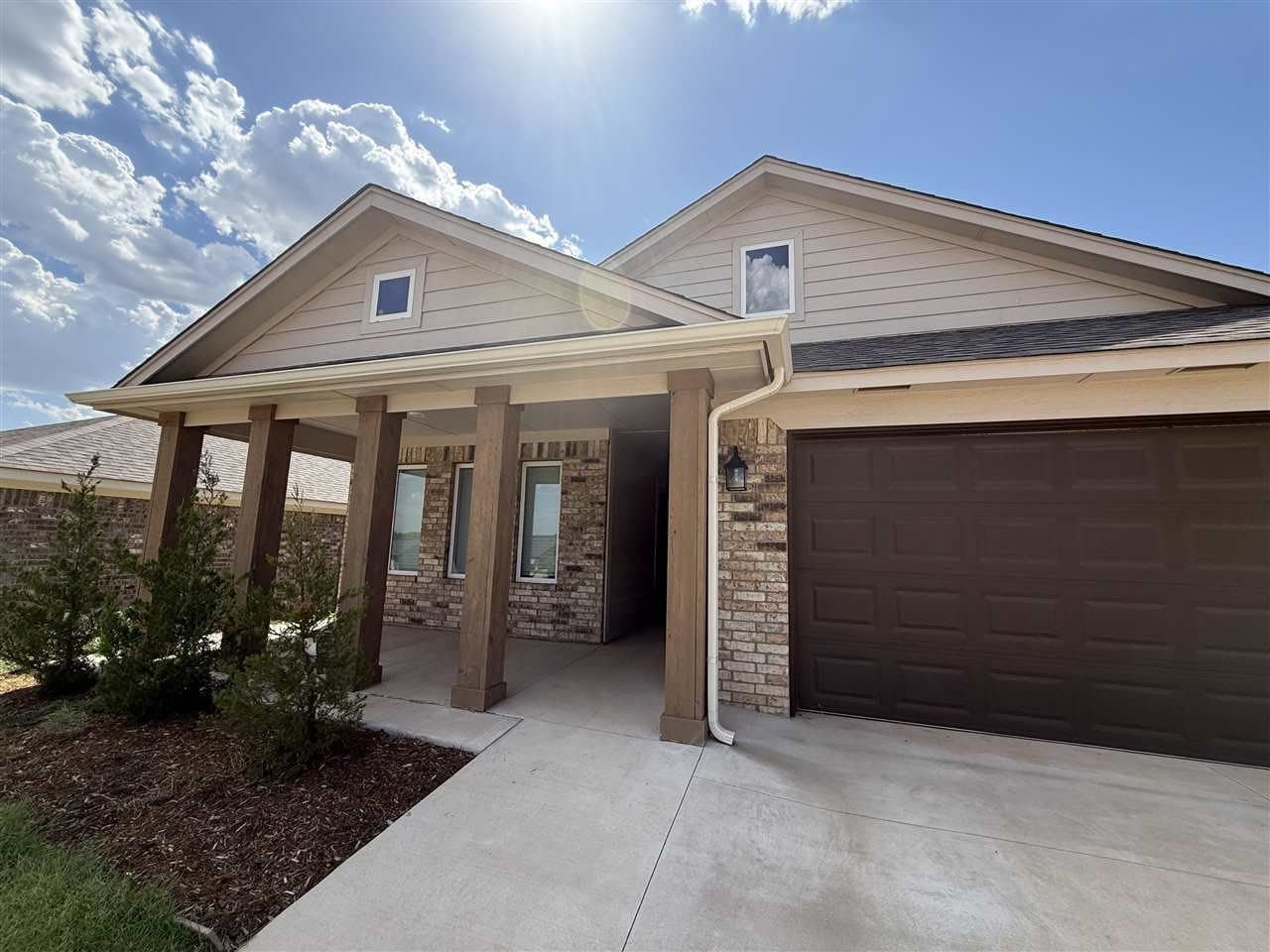 2816 S Bowling Drive – photo 2