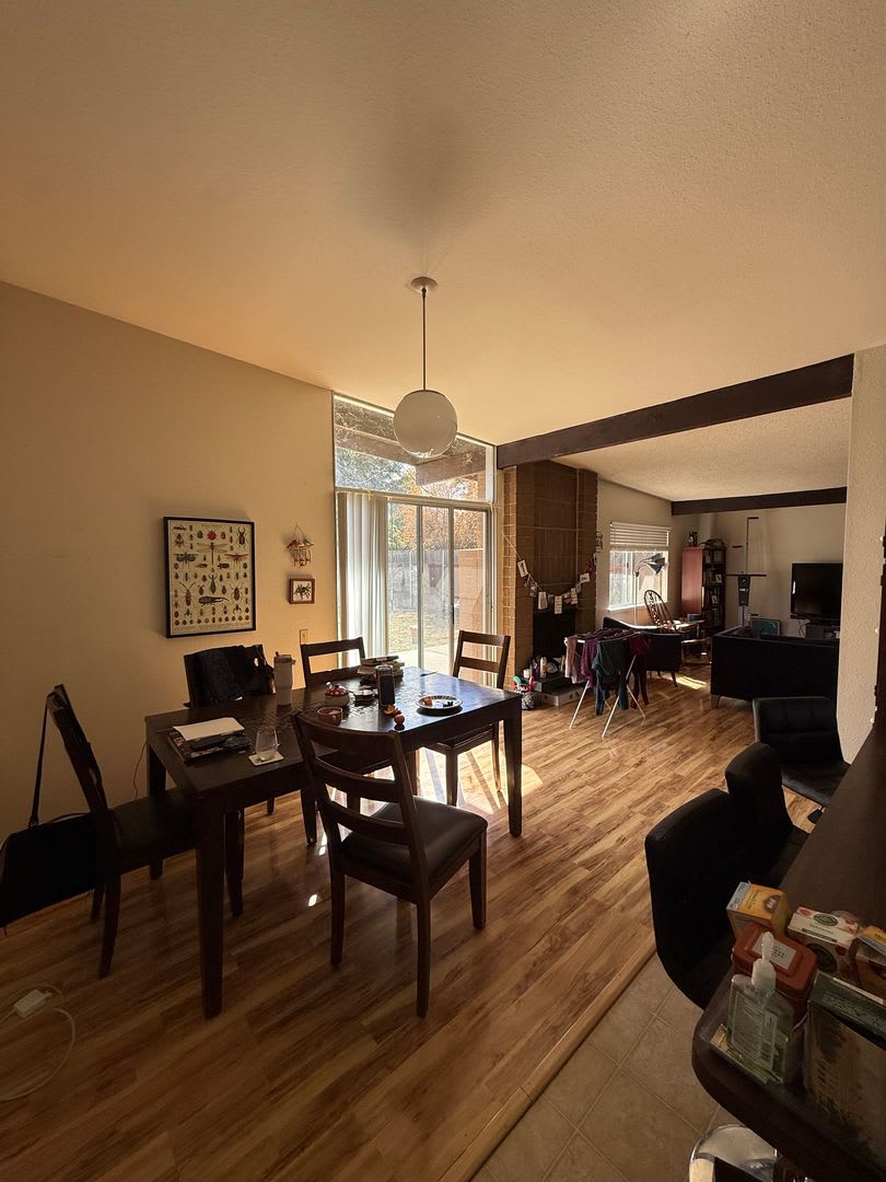 Charming 3-bedroom, 2-bathroom duplex in West Davis. – photo 3