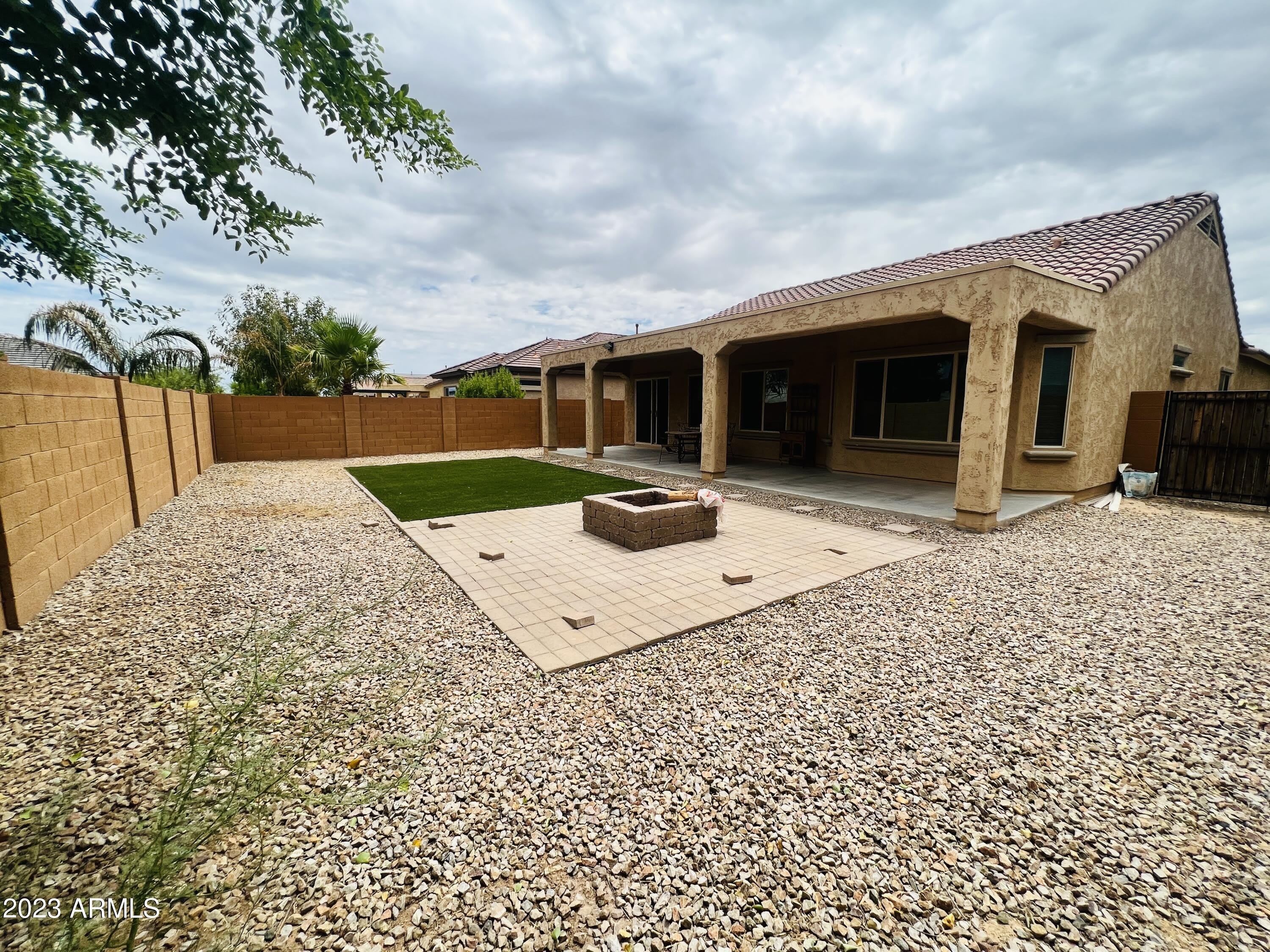 25972 W BURNETT Road – photo 5