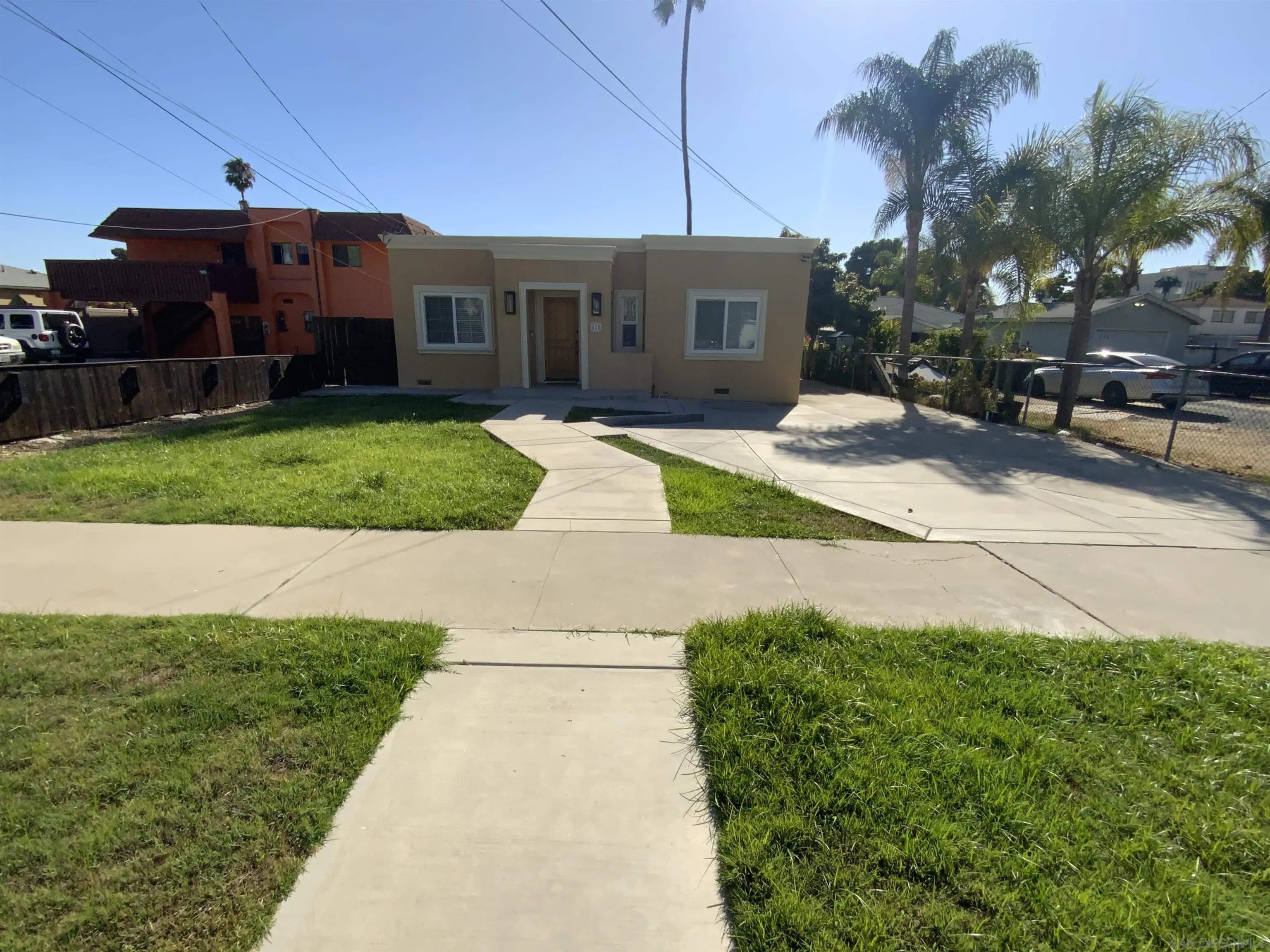 520 Glover Ave – photo 2