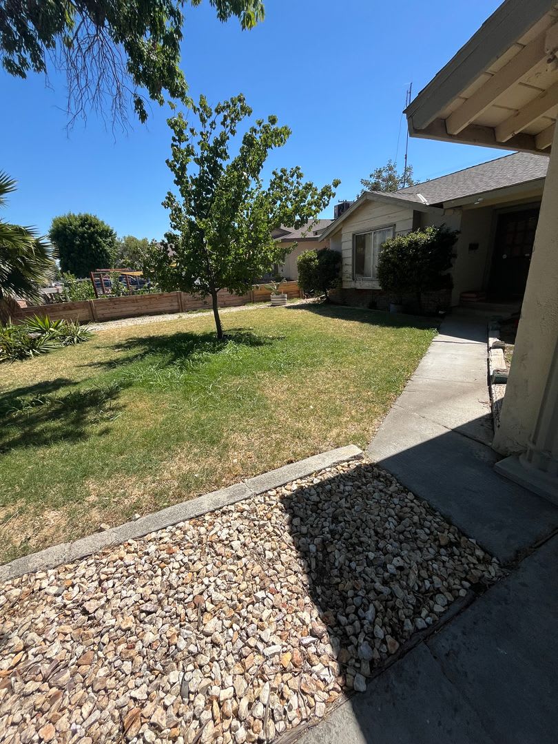 Coming Soon 3 Bedroom 2 Bathroom Home For Rent – photo 3