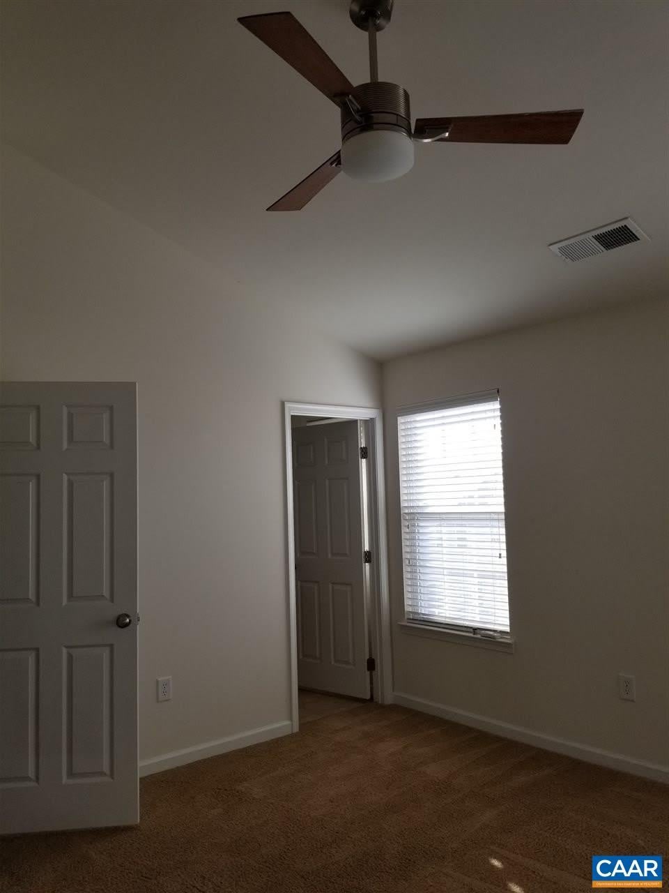 2442 Abington Dr – photo 5