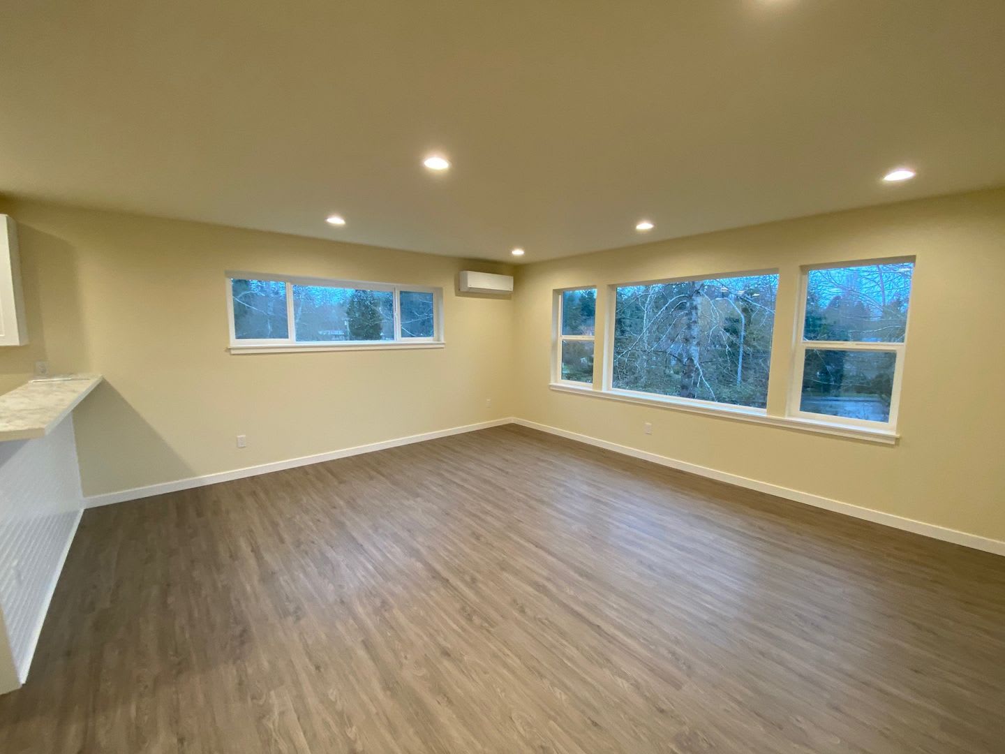 Limited-Time Offer: $25 Application Fee, Apply Today! RENT SPECIAL! $1000 OFF OF FIRST MONTH! – photo 5