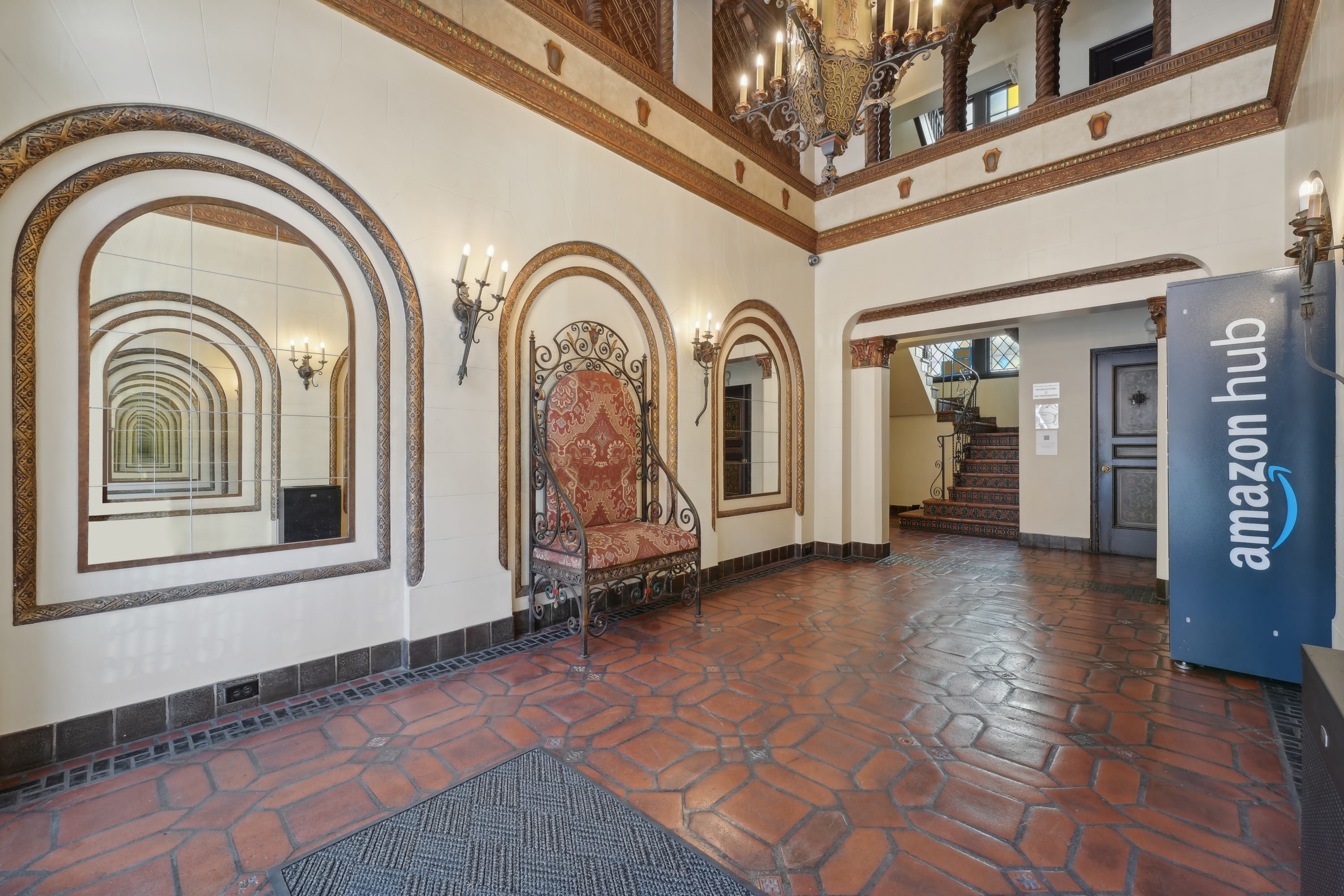 950 Franklin Street – photo 3