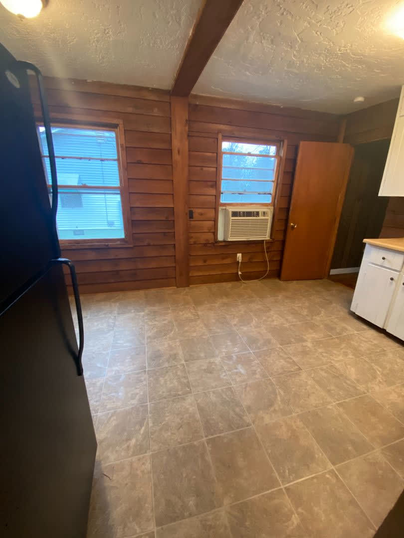 83 Pelham Heights **MOVE IN SPECIAL** – photo 3