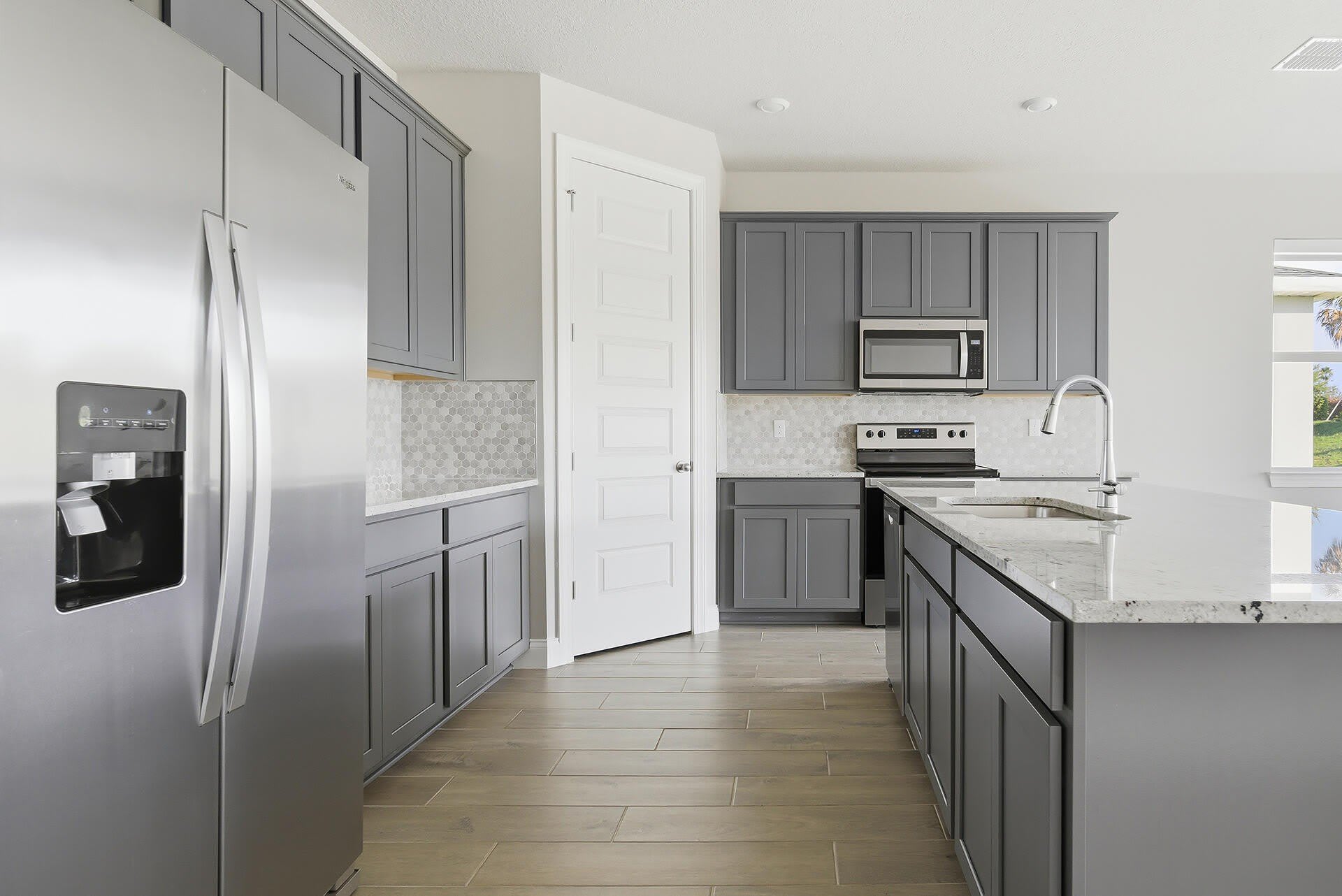 8558 Dahlia Circle – photo 4