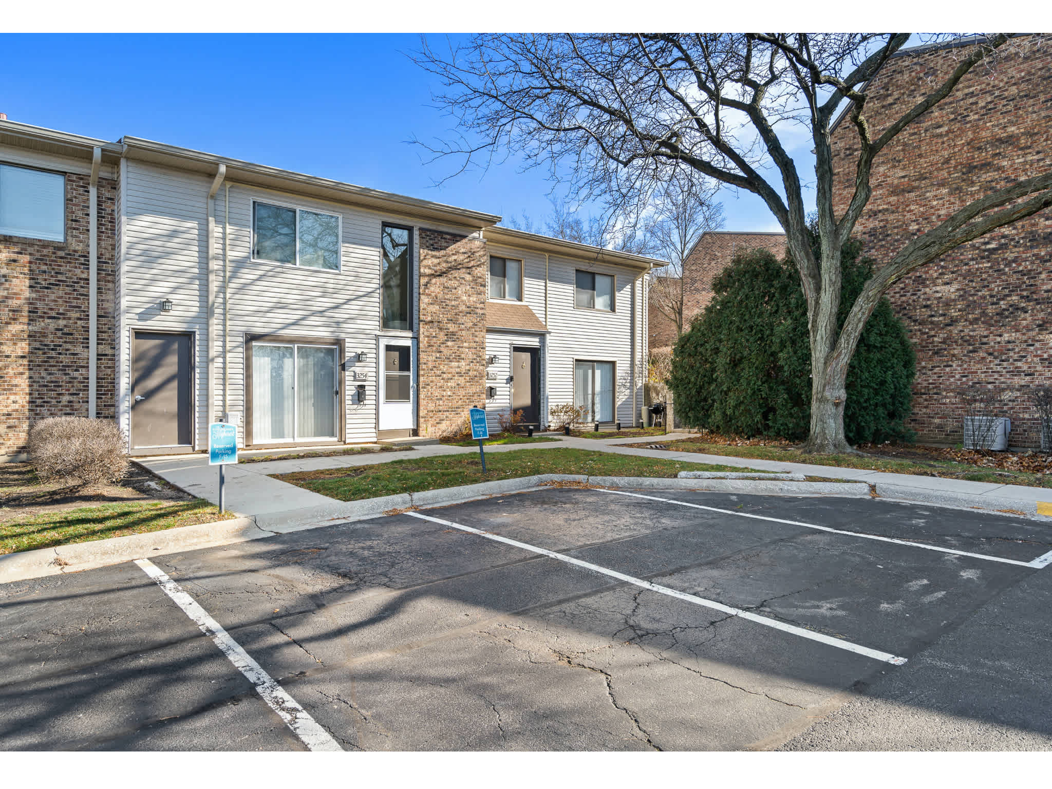 The Townhomes at Highcrest – photo 2